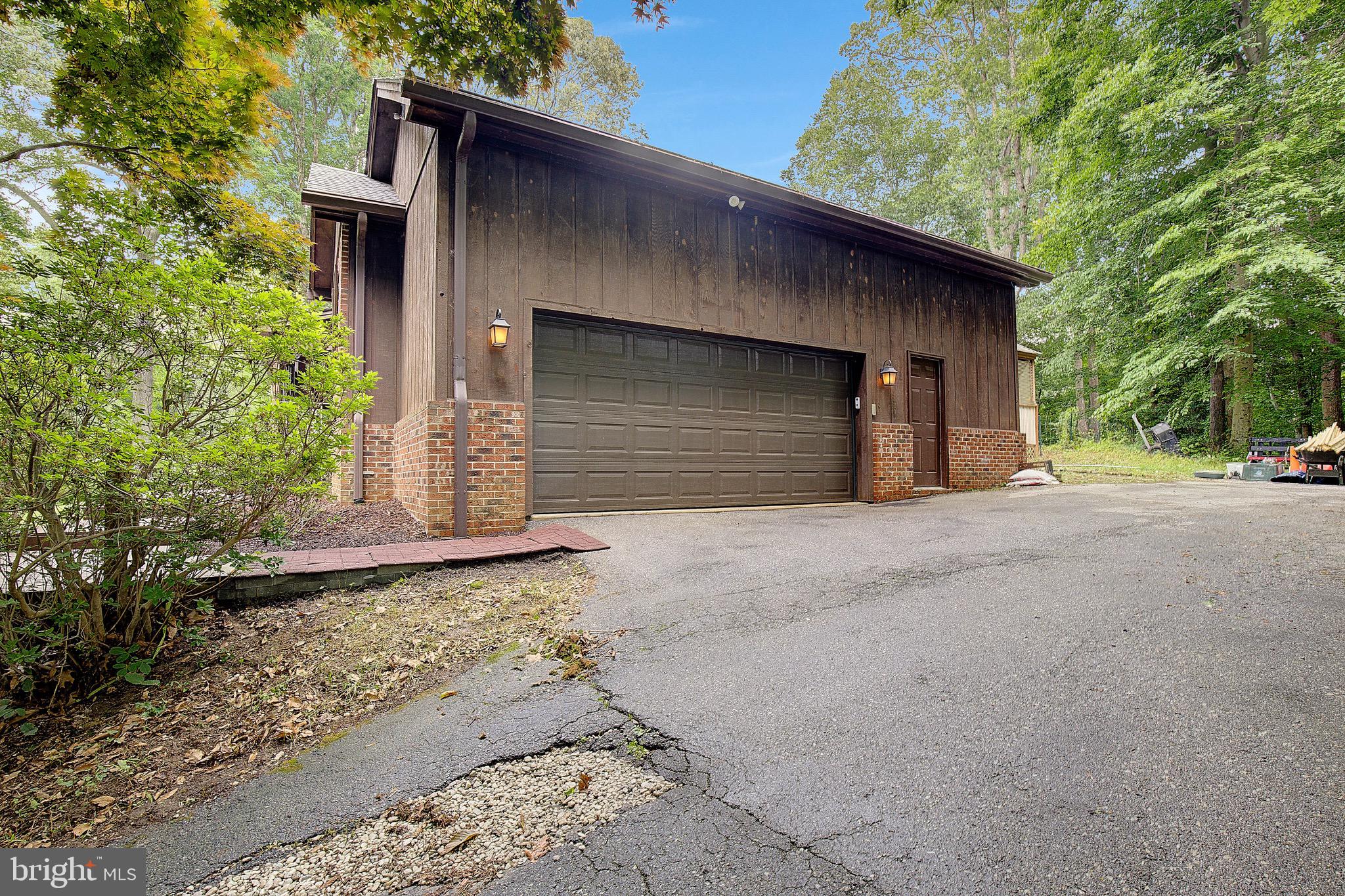 3721 WILLIE LANE