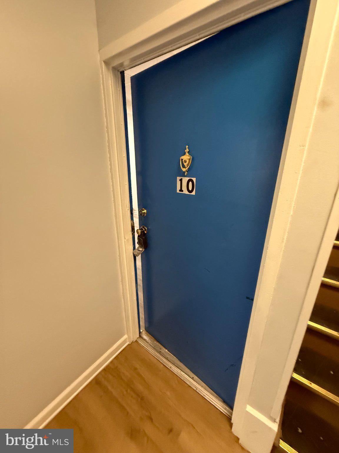 106 S MARKET STREET 10