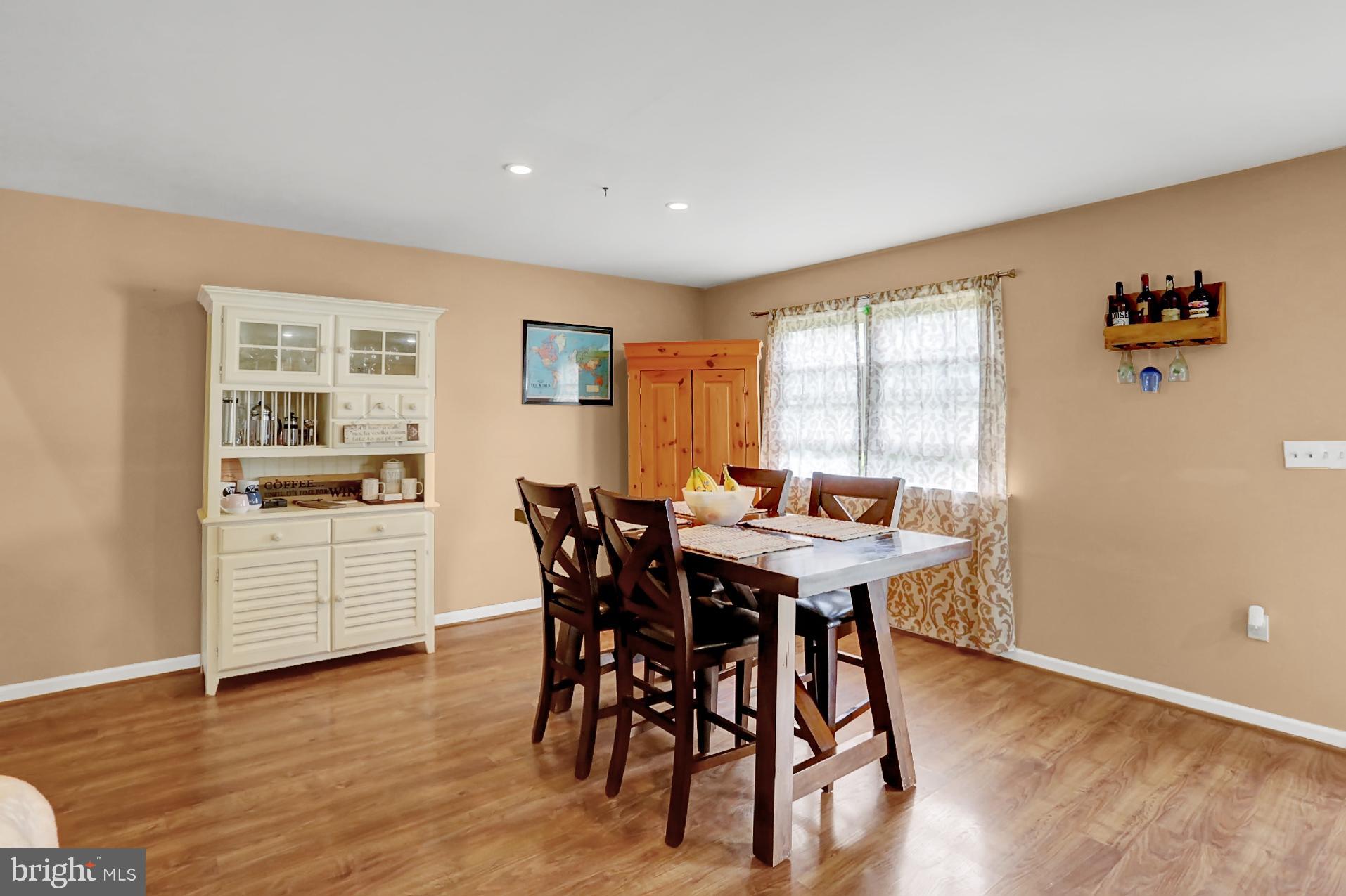 TREE TOPS - Residential