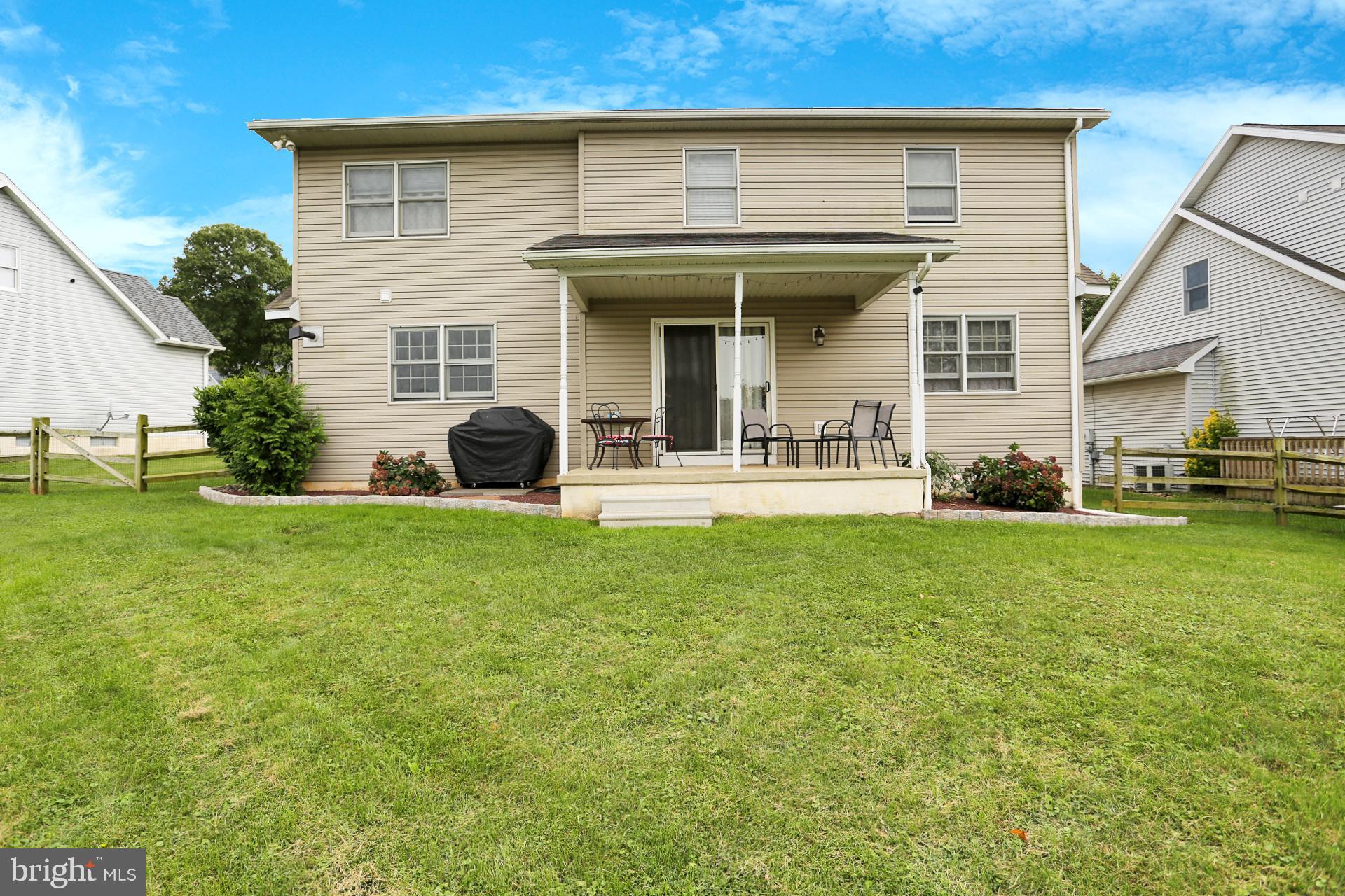 TREE TOPS - Residential