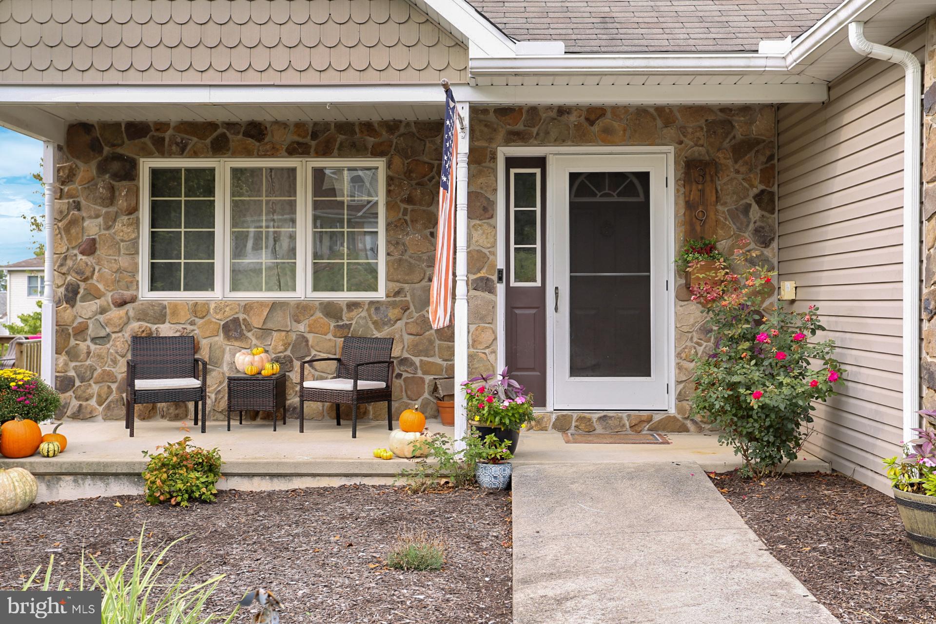 TREE TOPS - Residential