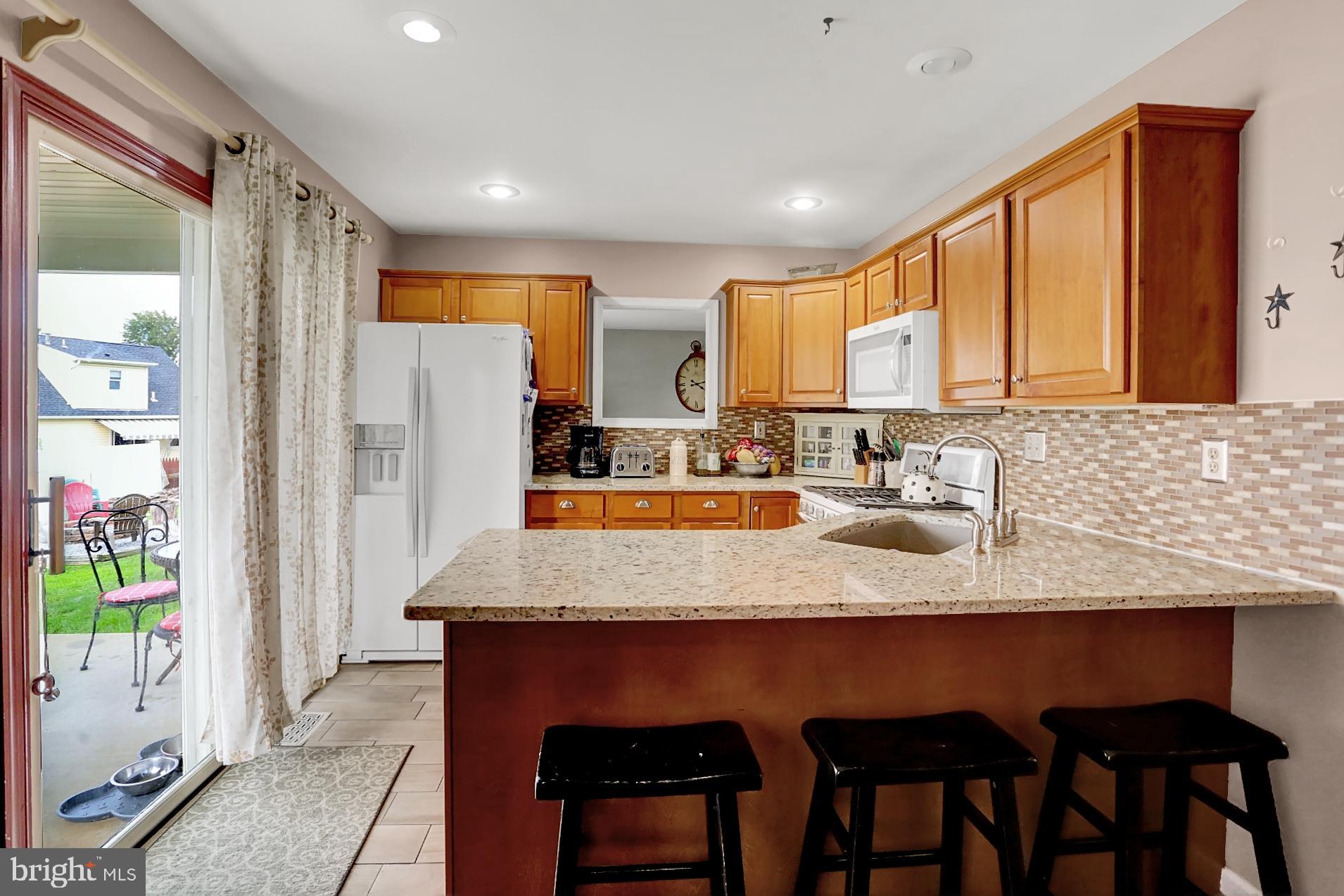 TREE TOPS - Residential