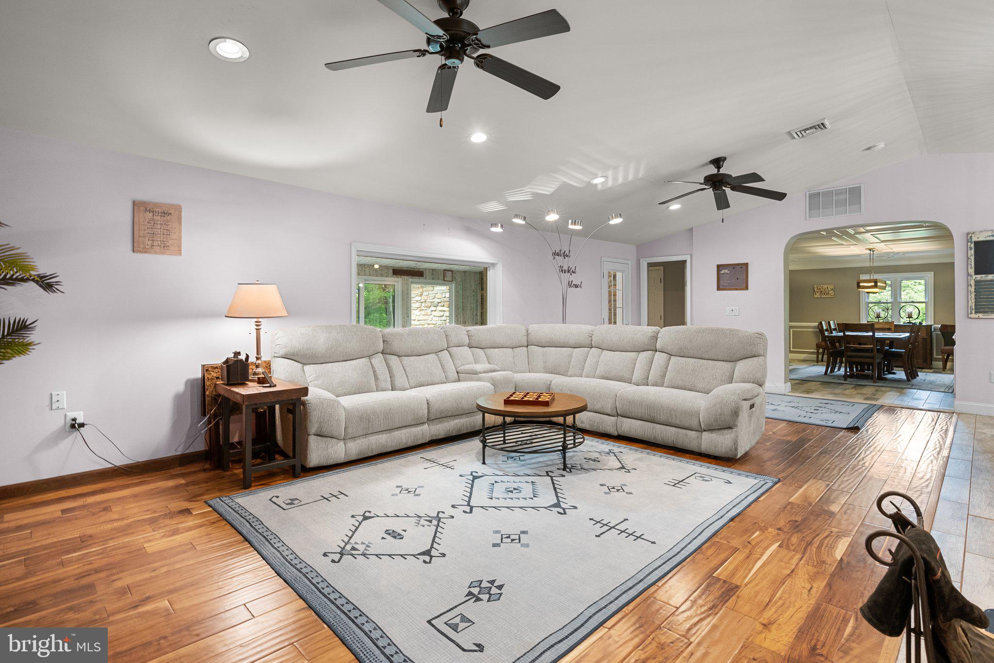 HUNTINGDON VALLEY - Residential