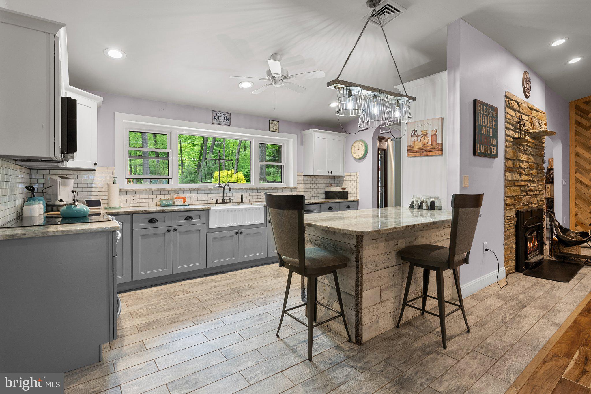 HUNTINGDON VALLEY - Residential