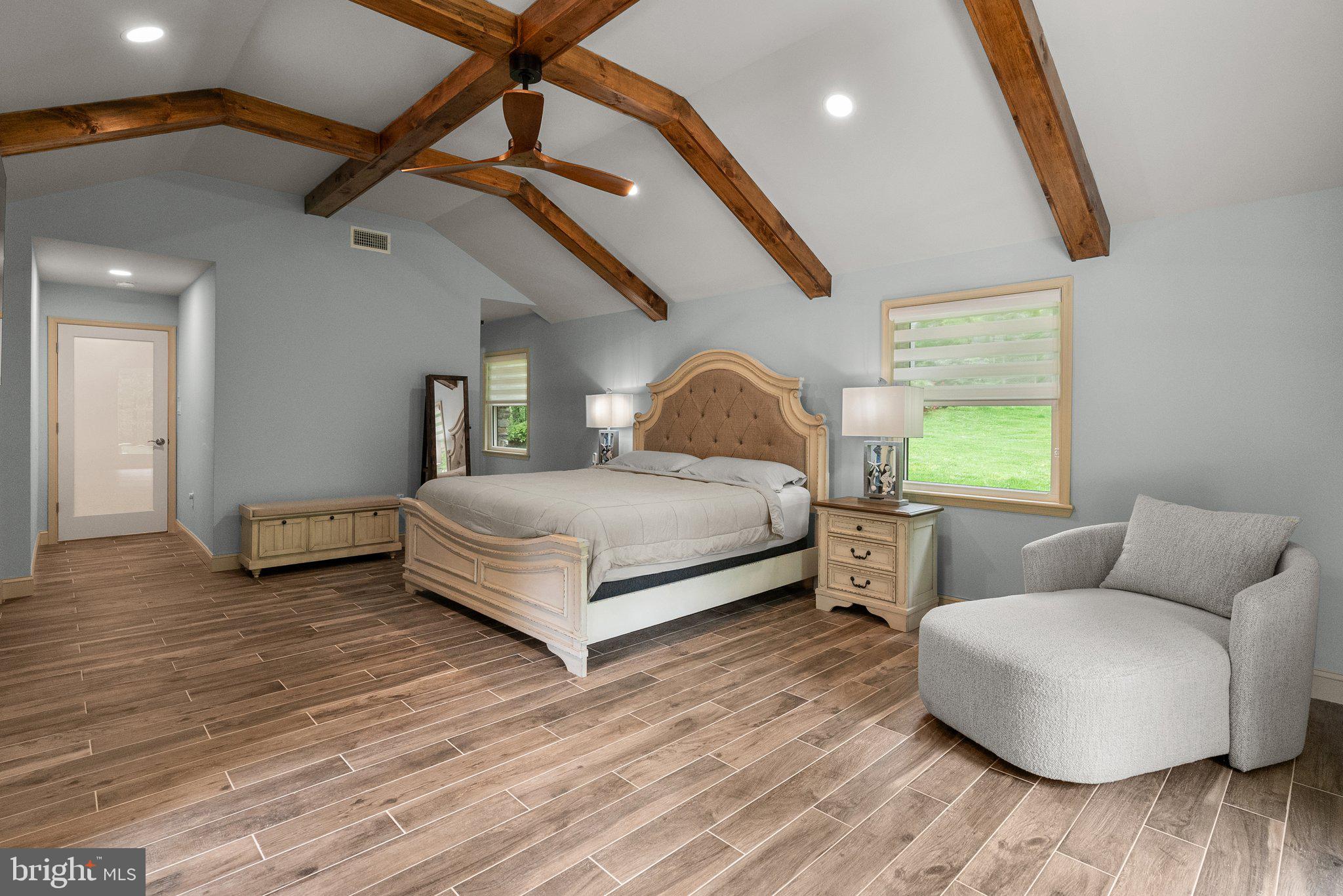 HUNTINGDON VALLEY - Residential