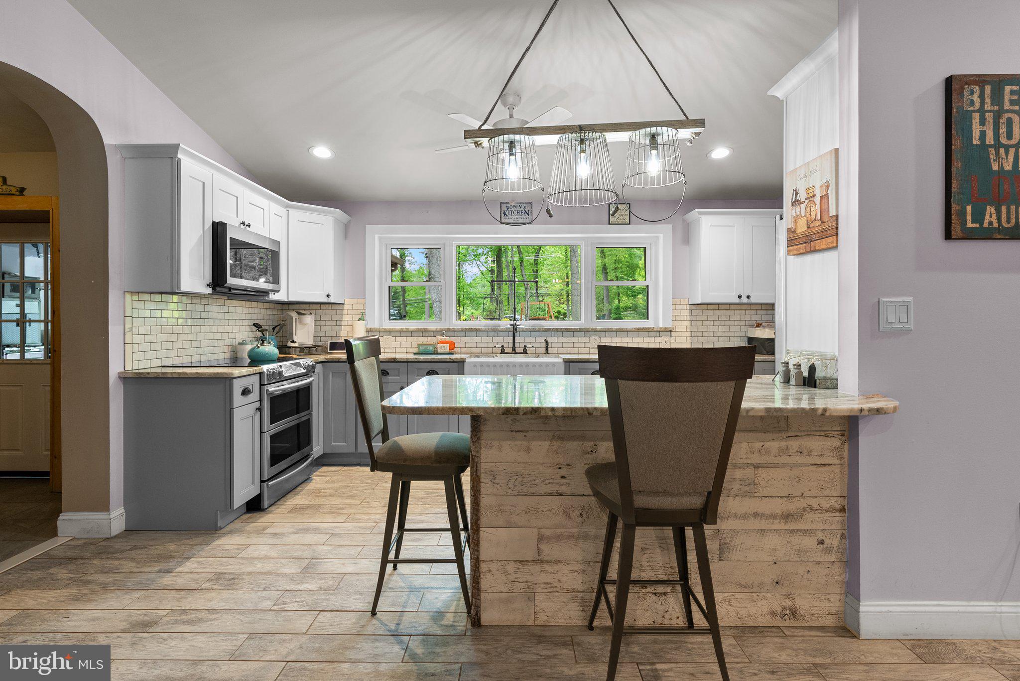 HUNTINGDON VALLEY - Residential