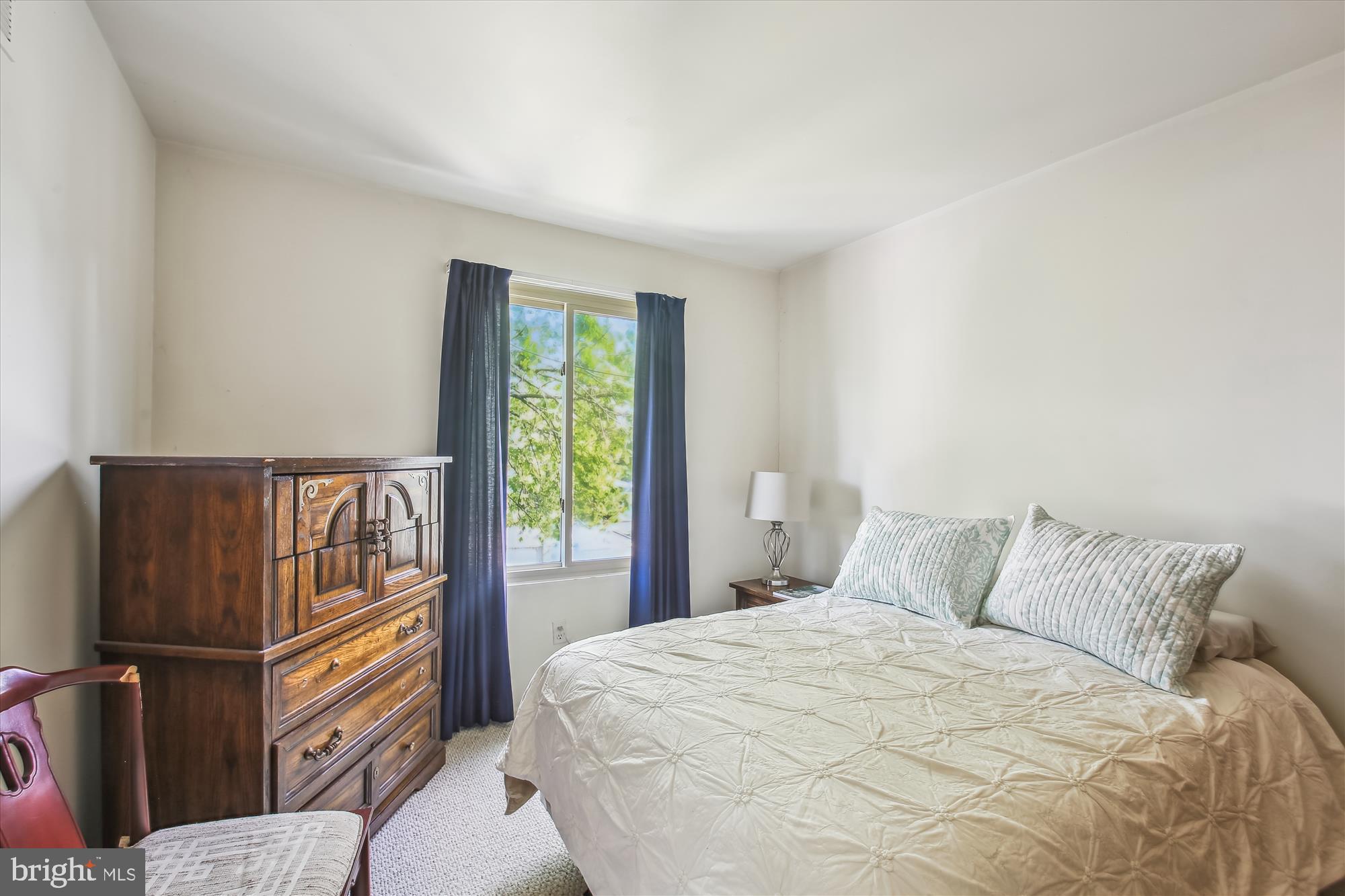 WHISPERING WOODS - Residential