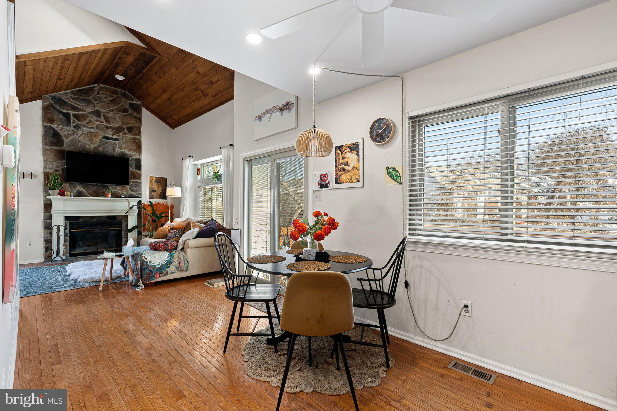 415 BROWN BRIAR CIRCLE