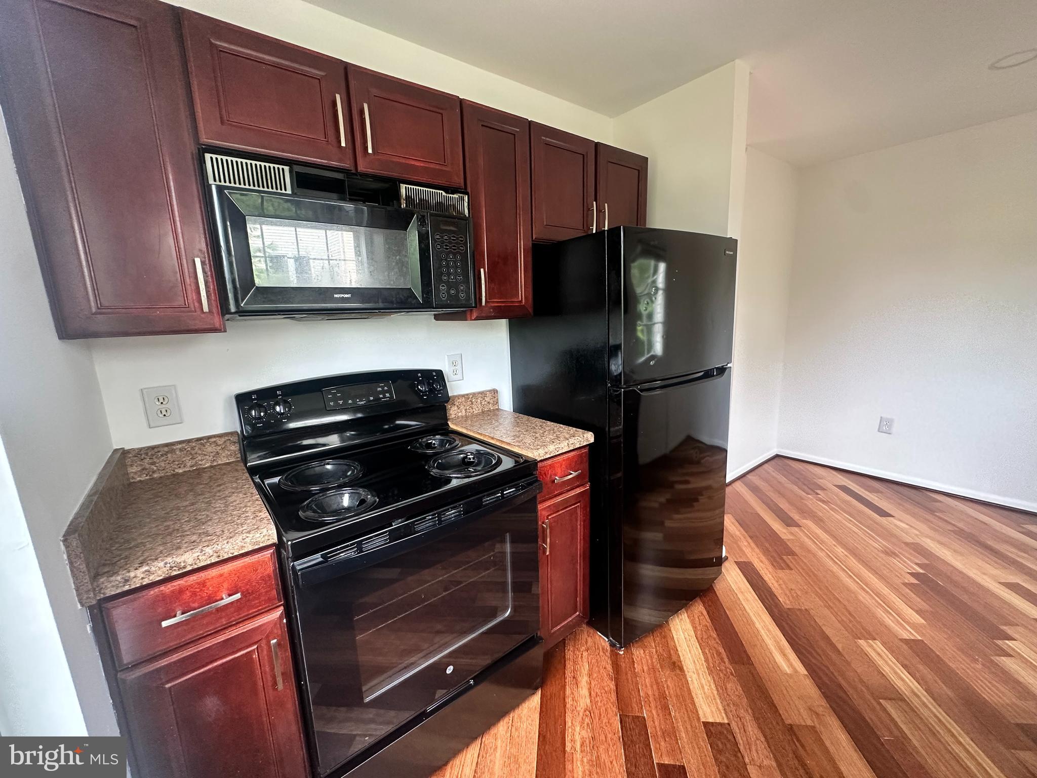 MCNAIR FARMS WEST - Residential