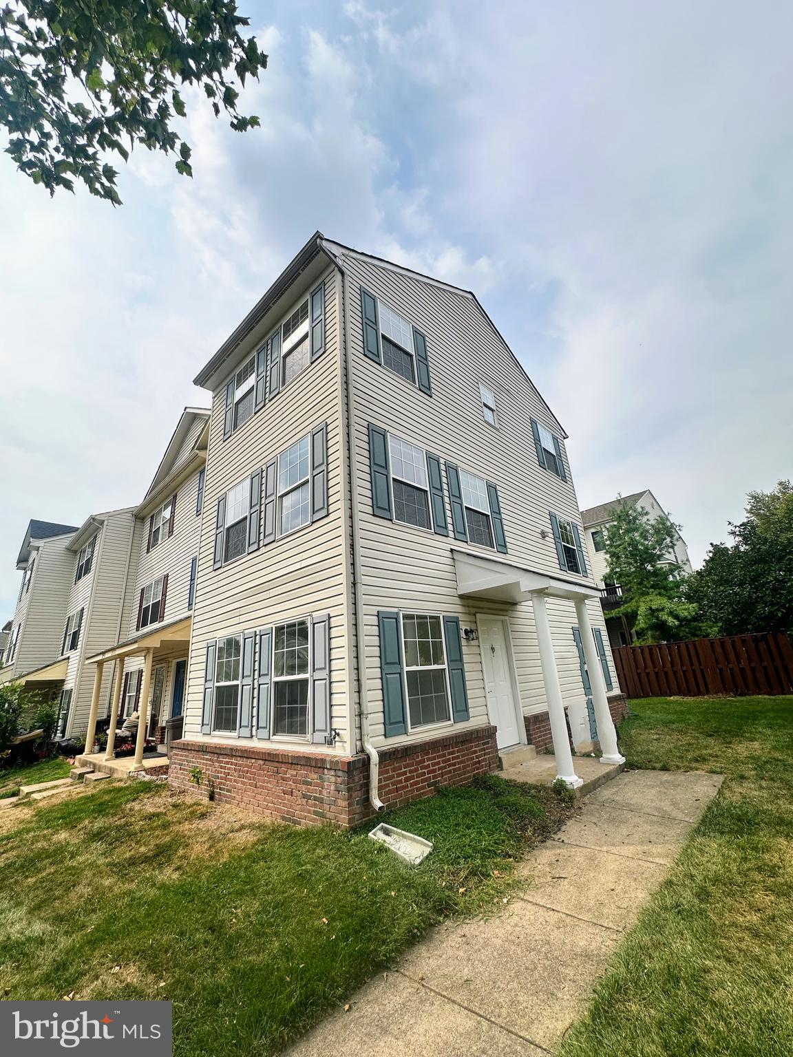 2559 PETER JEFFERSON LANE