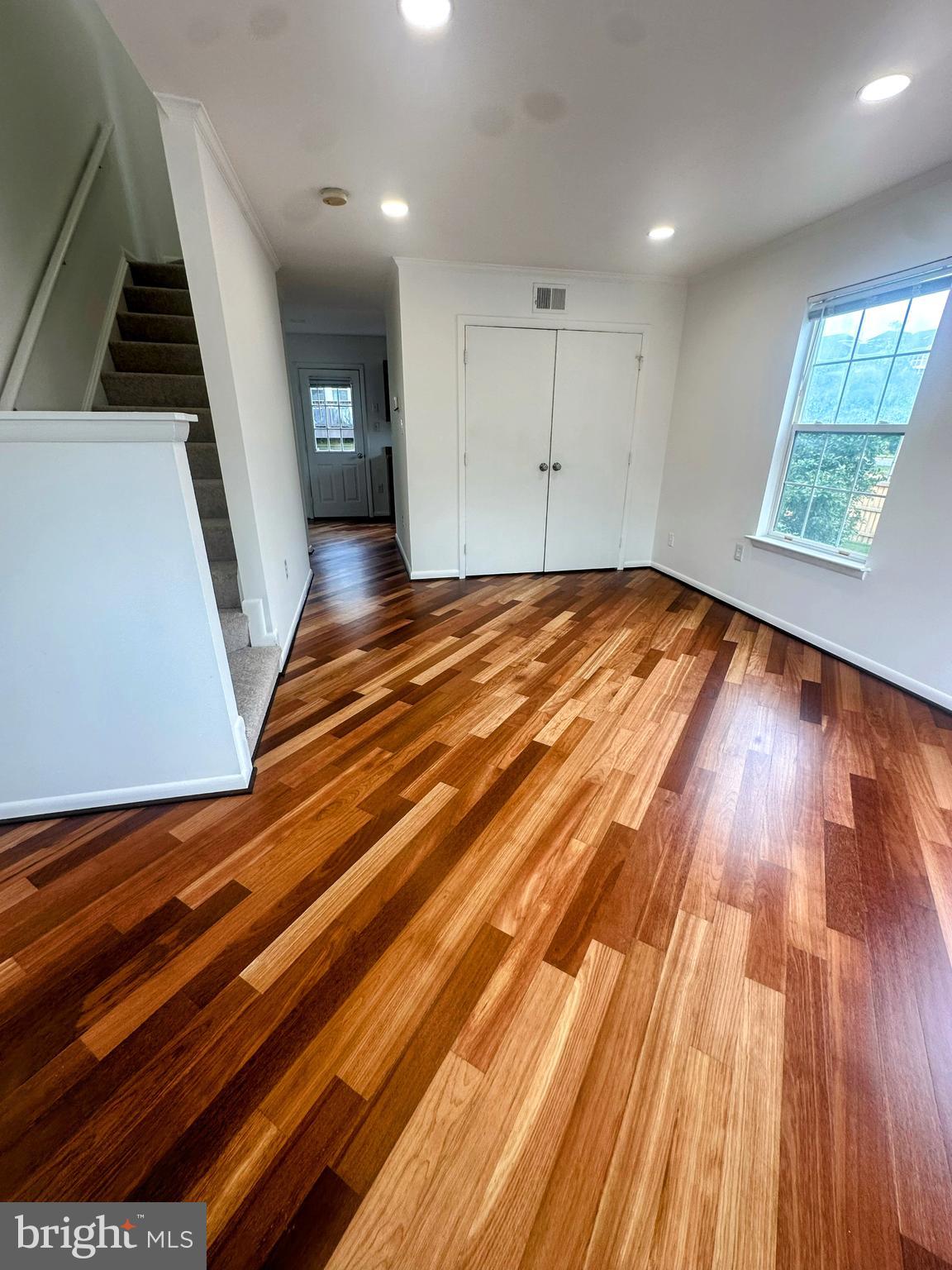 MCNAIR FARMS WEST - Residential