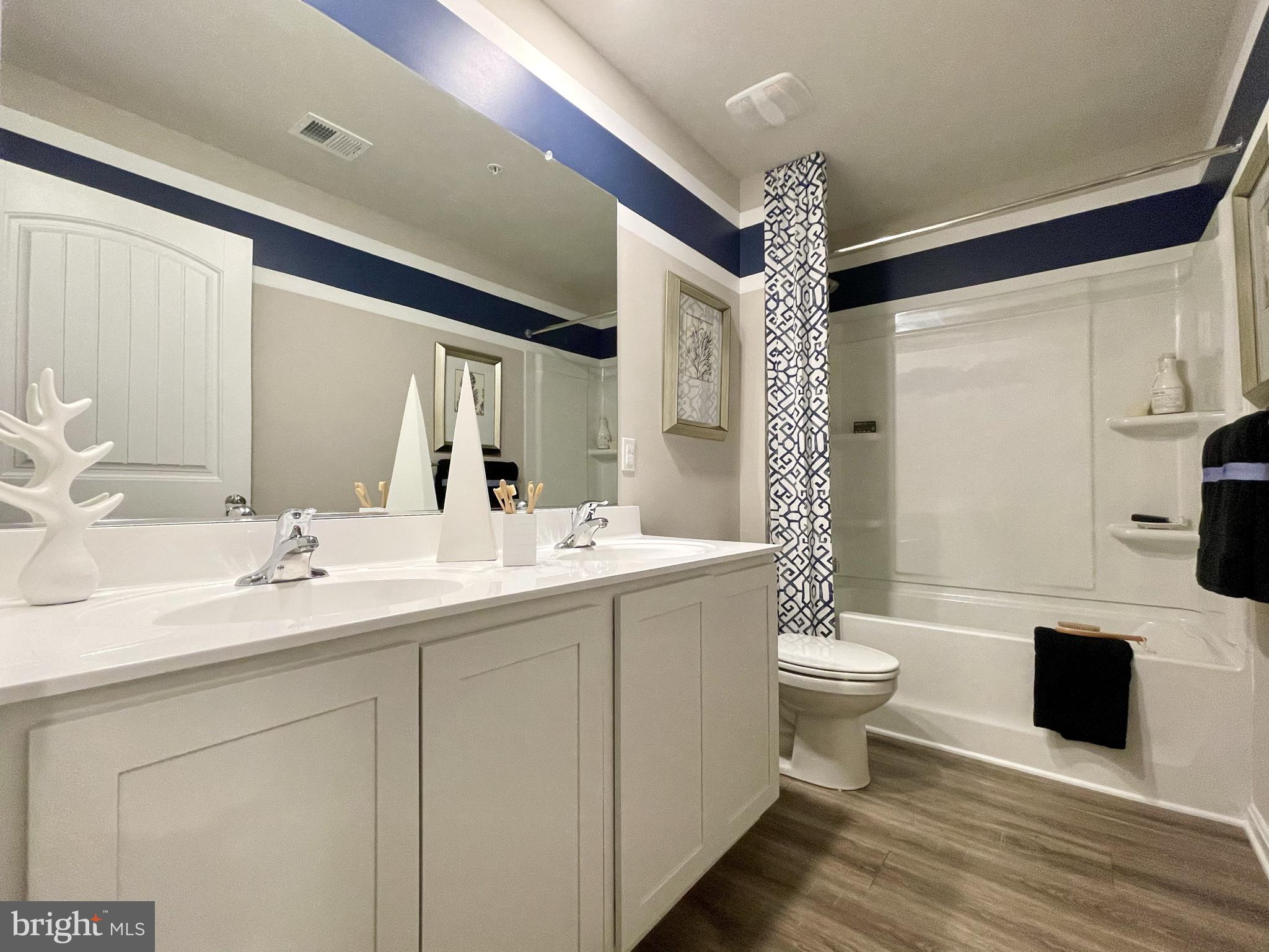 BARKSDALE CROSSING - Residential