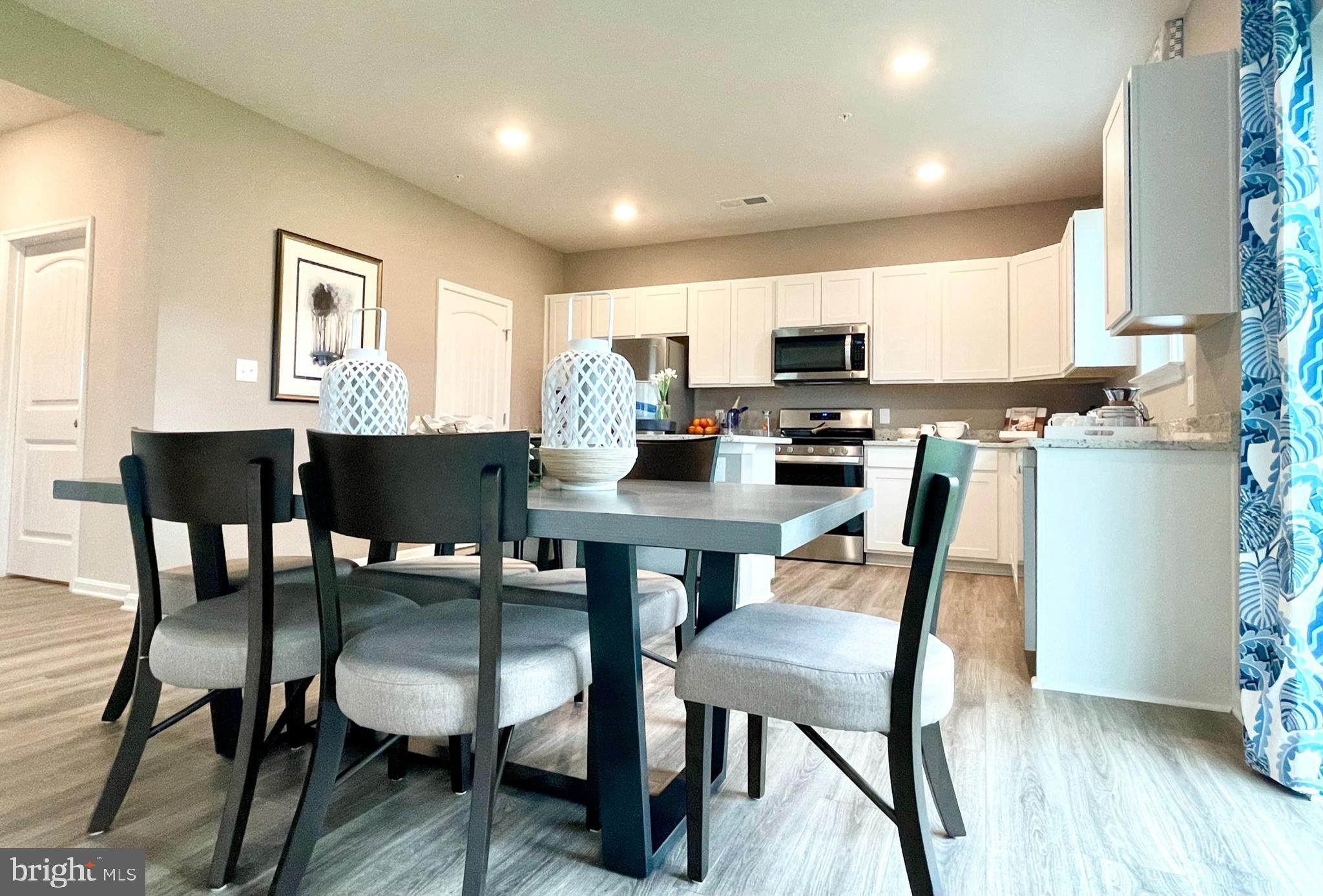 BARKSDALE CROSSING - Residential