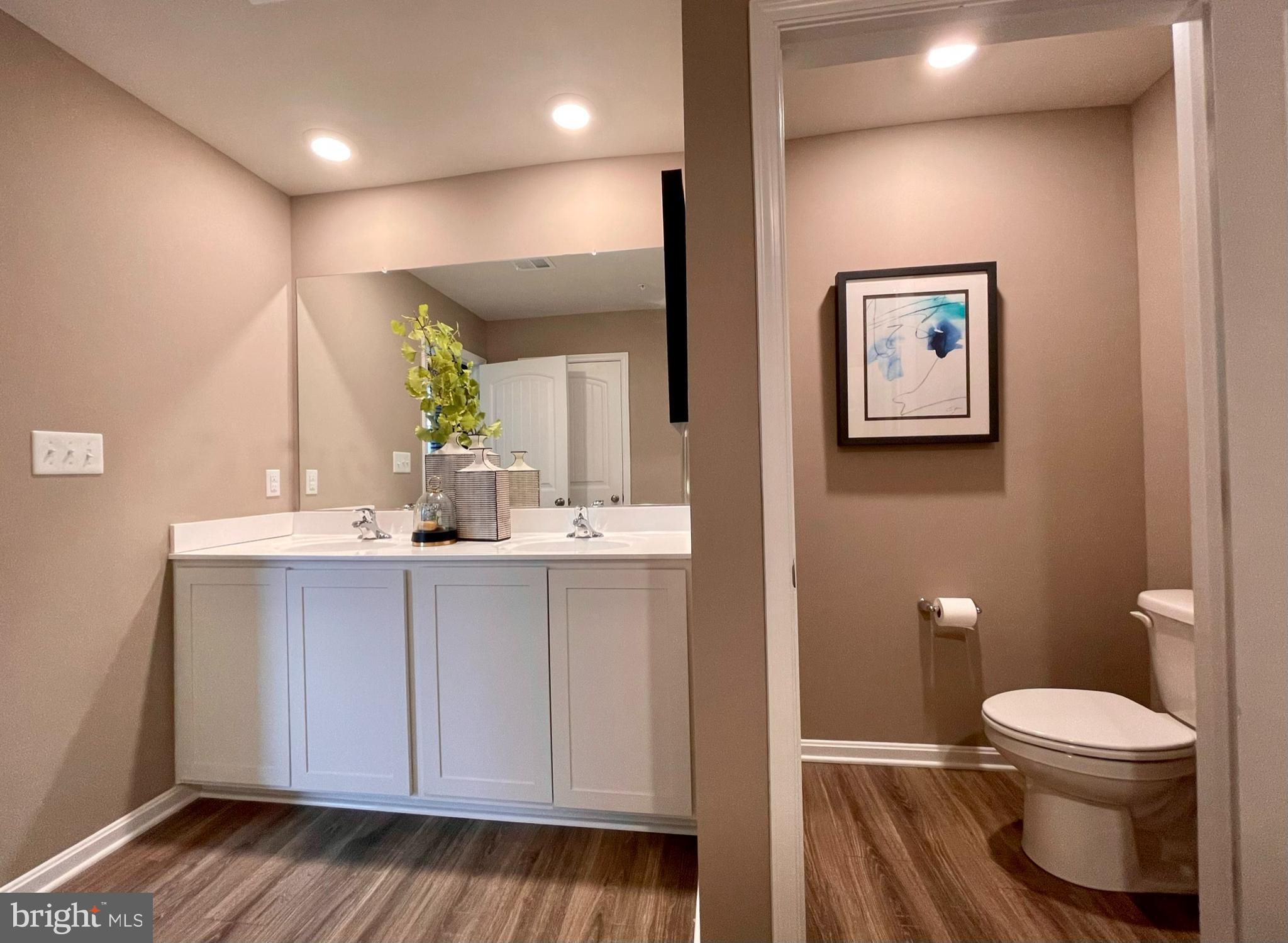 BARKSDALE CROSSING - Residential