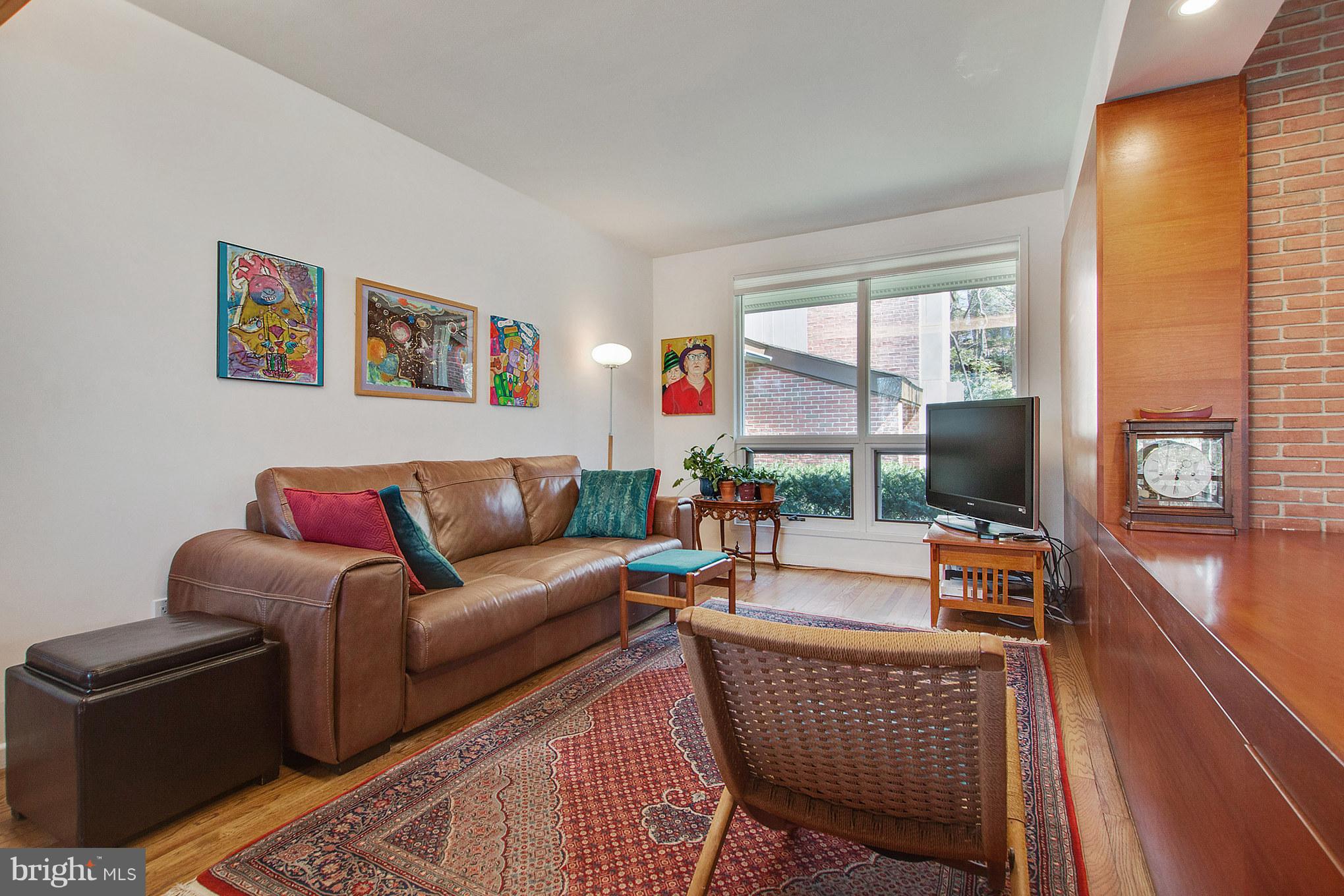 BRADLEY HILLS GROVE - Residential