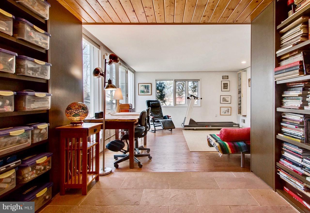 BRADLEY HILLS GROVE - Residential