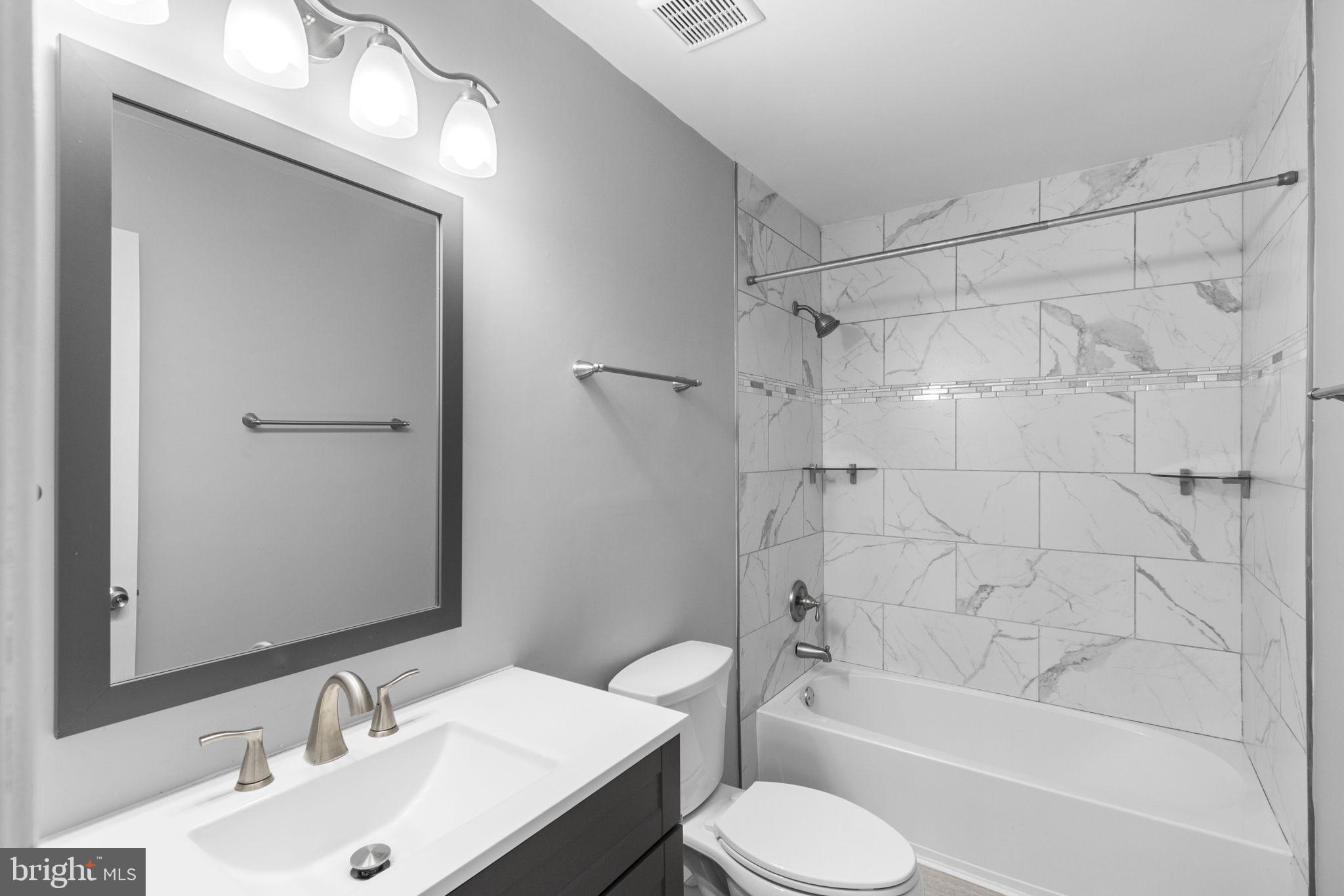 KINGSWOOD - Residential