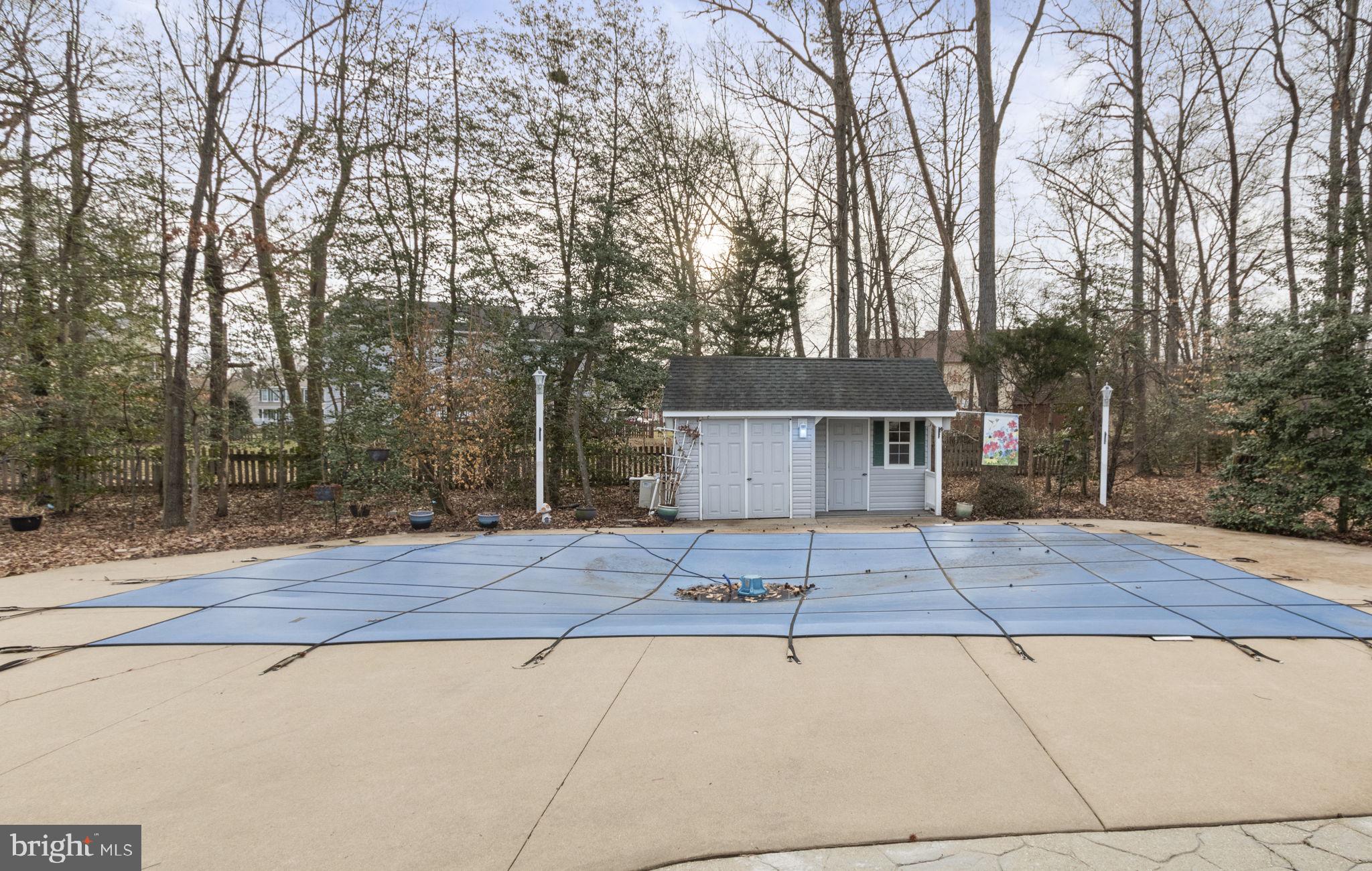 KINGSWOOD - Residential