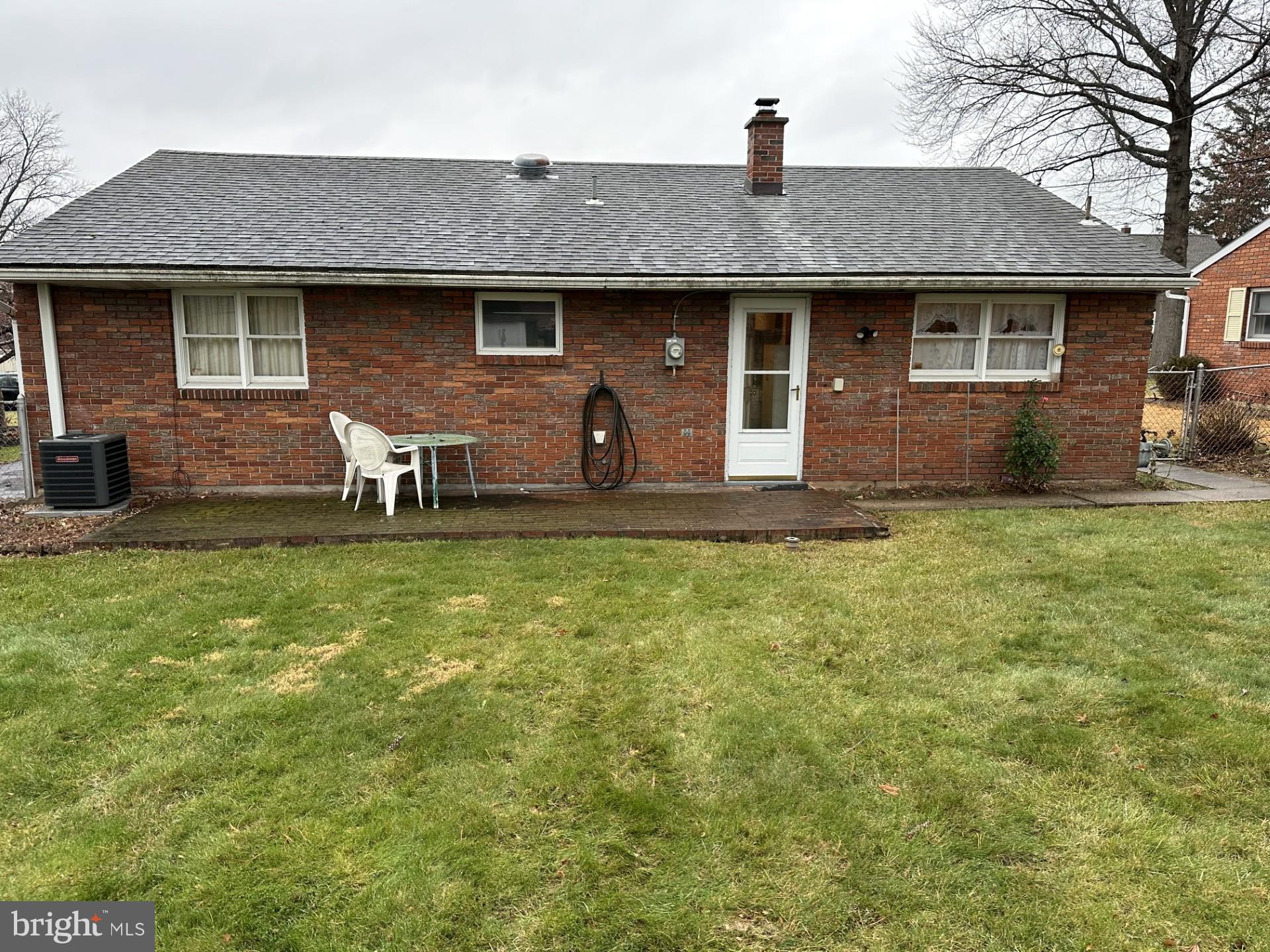 105 FAIRMOUNT AVENUE