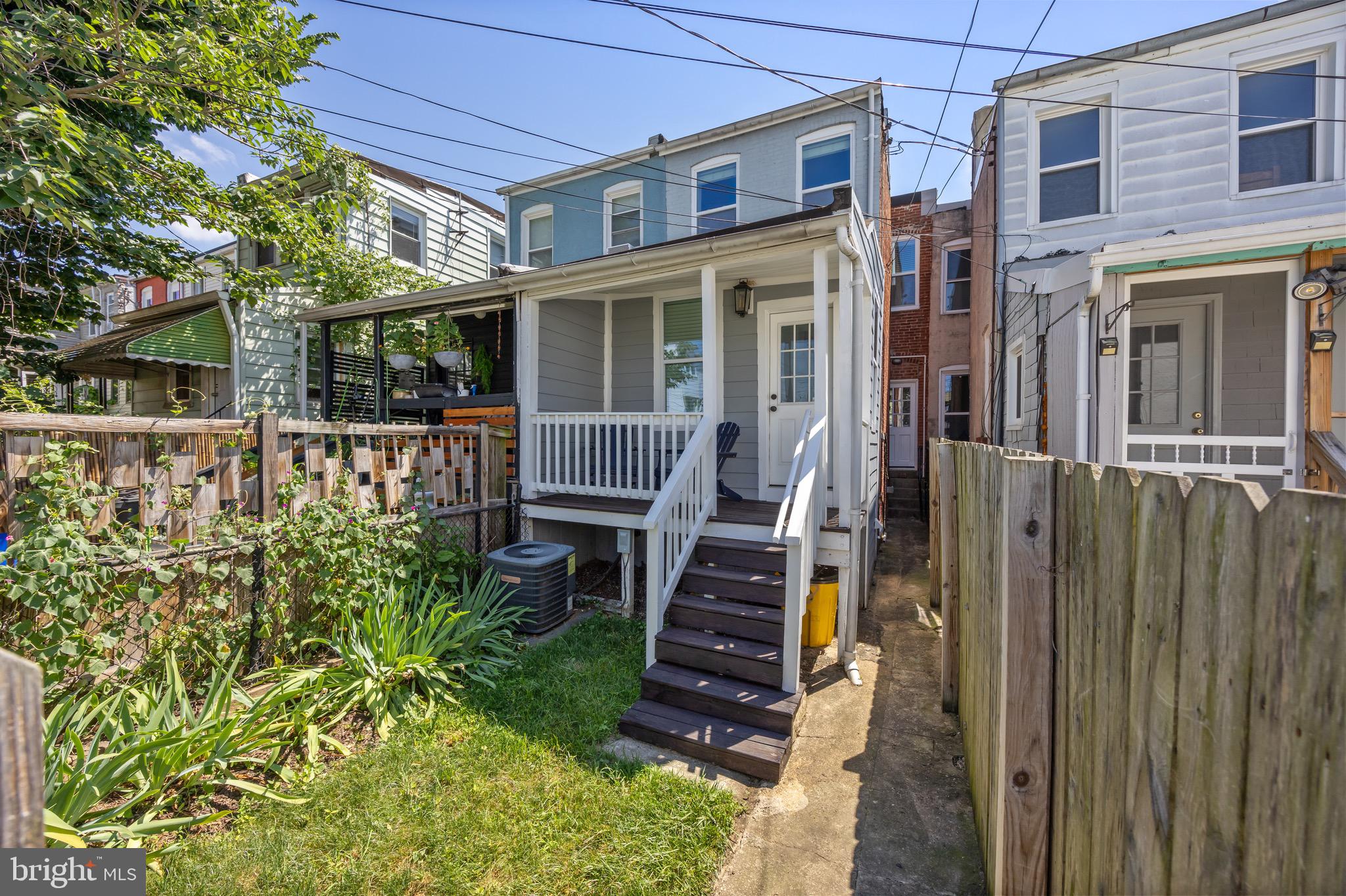 HAMPDEN HISTORIC DISTRICT - Residential