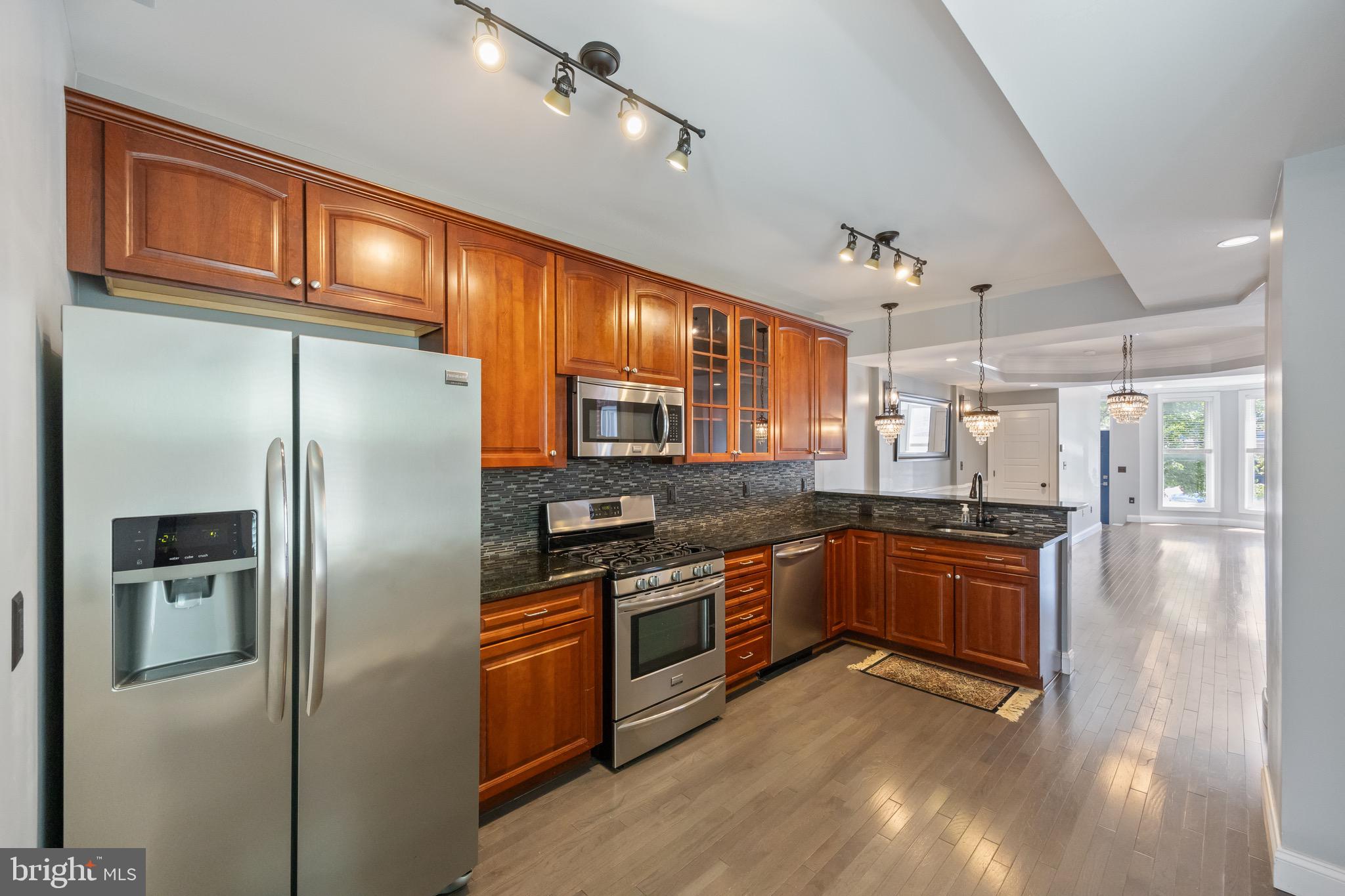 HAMPDEN HISTORIC DISTRICT - Residential