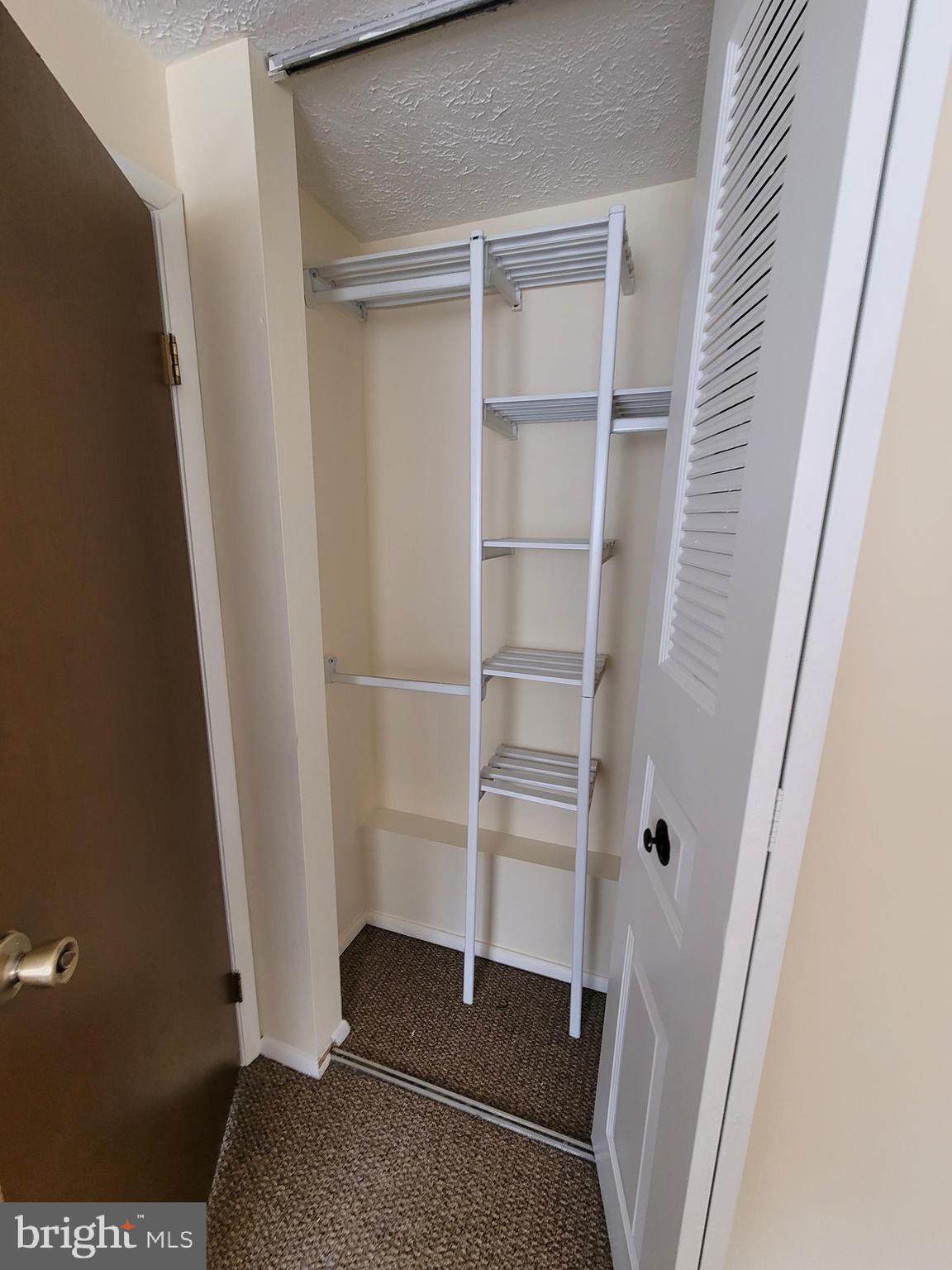 QUEEN ANNE VILLAGE - Residential