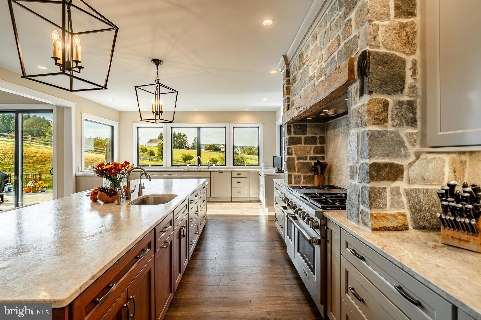 COTSWOLD ESTATES - Residential