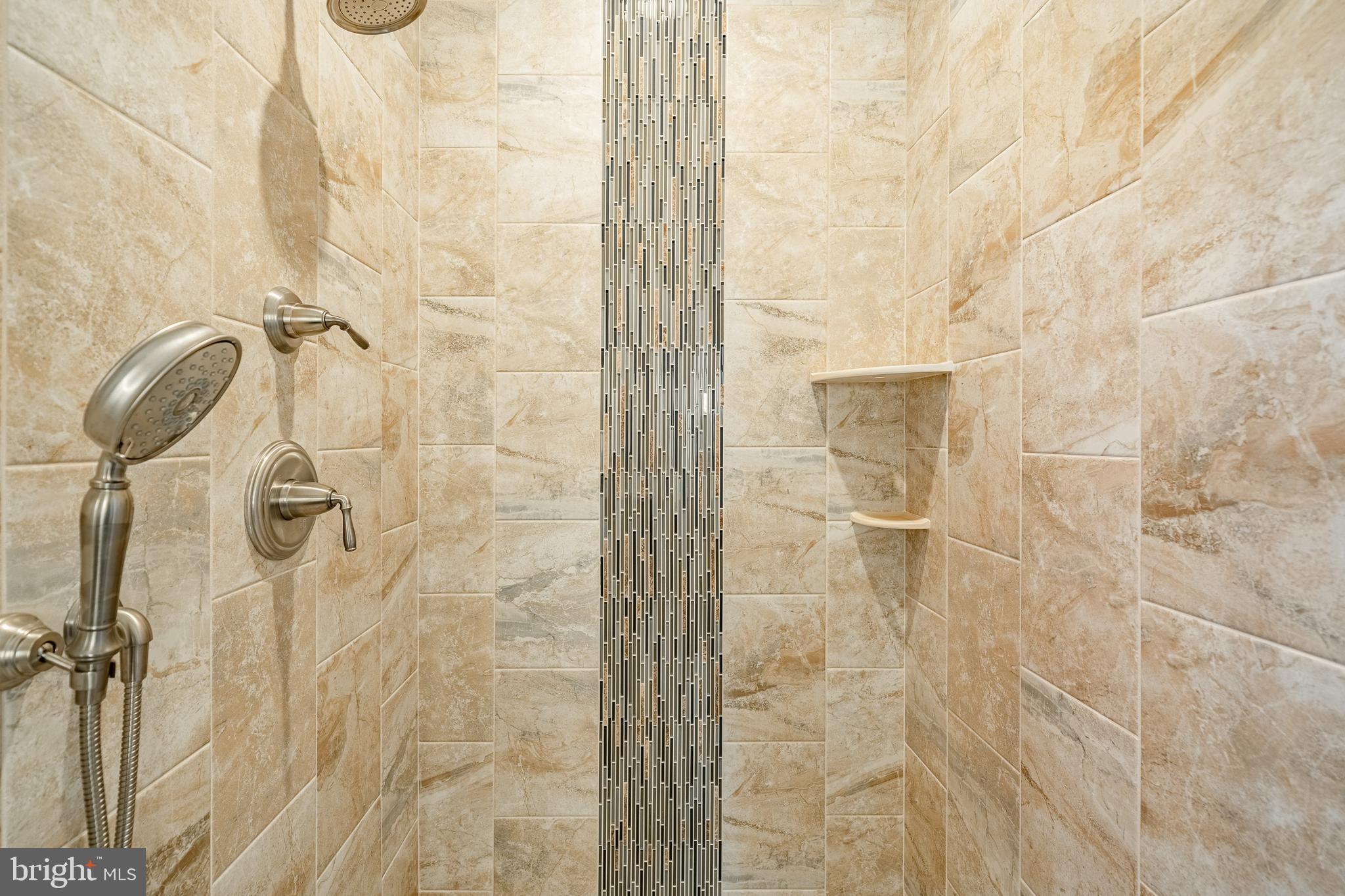 COTSWOLD ESTATES - Residential