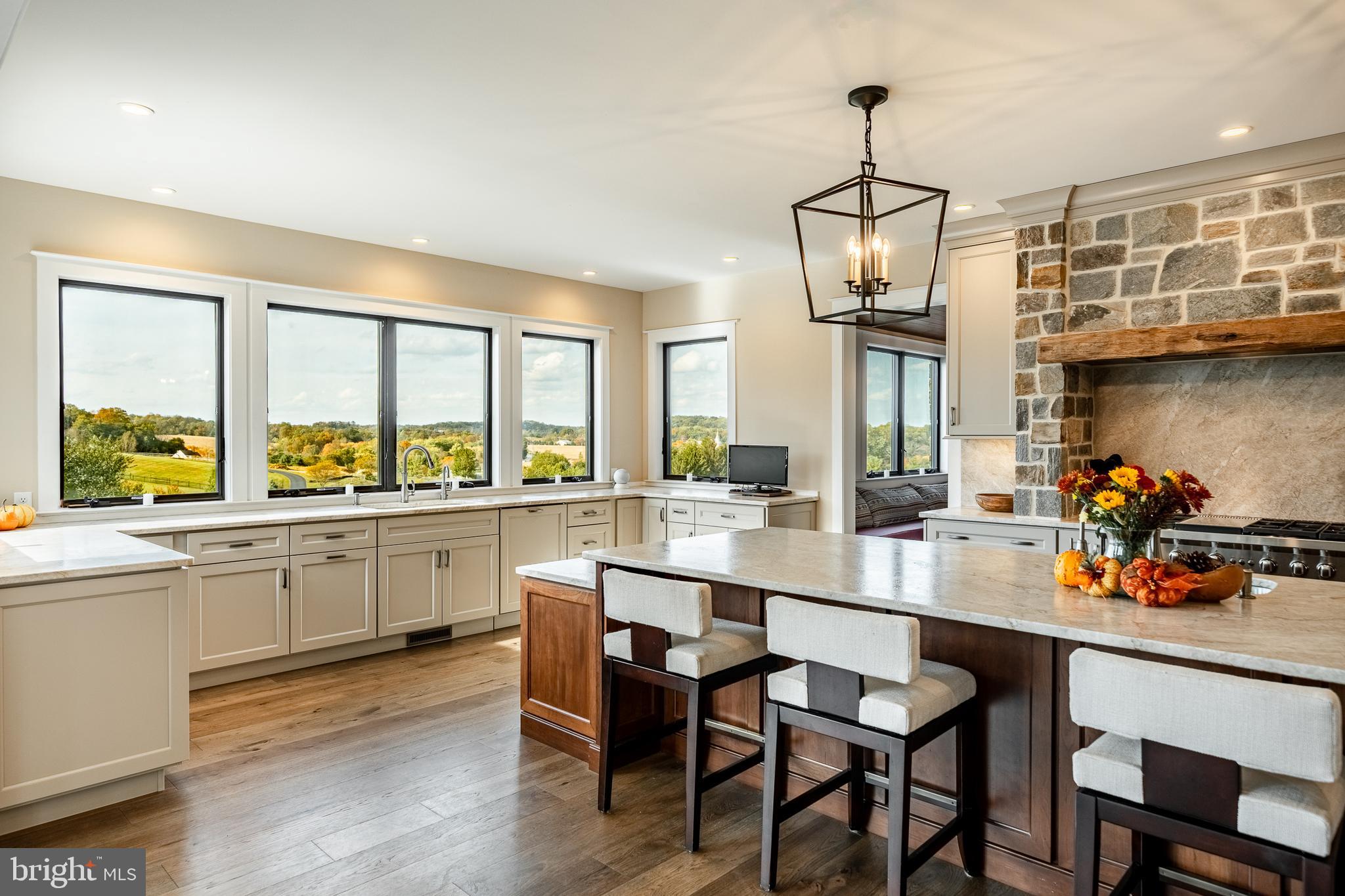 COTSWOLD ESTATES - Residential