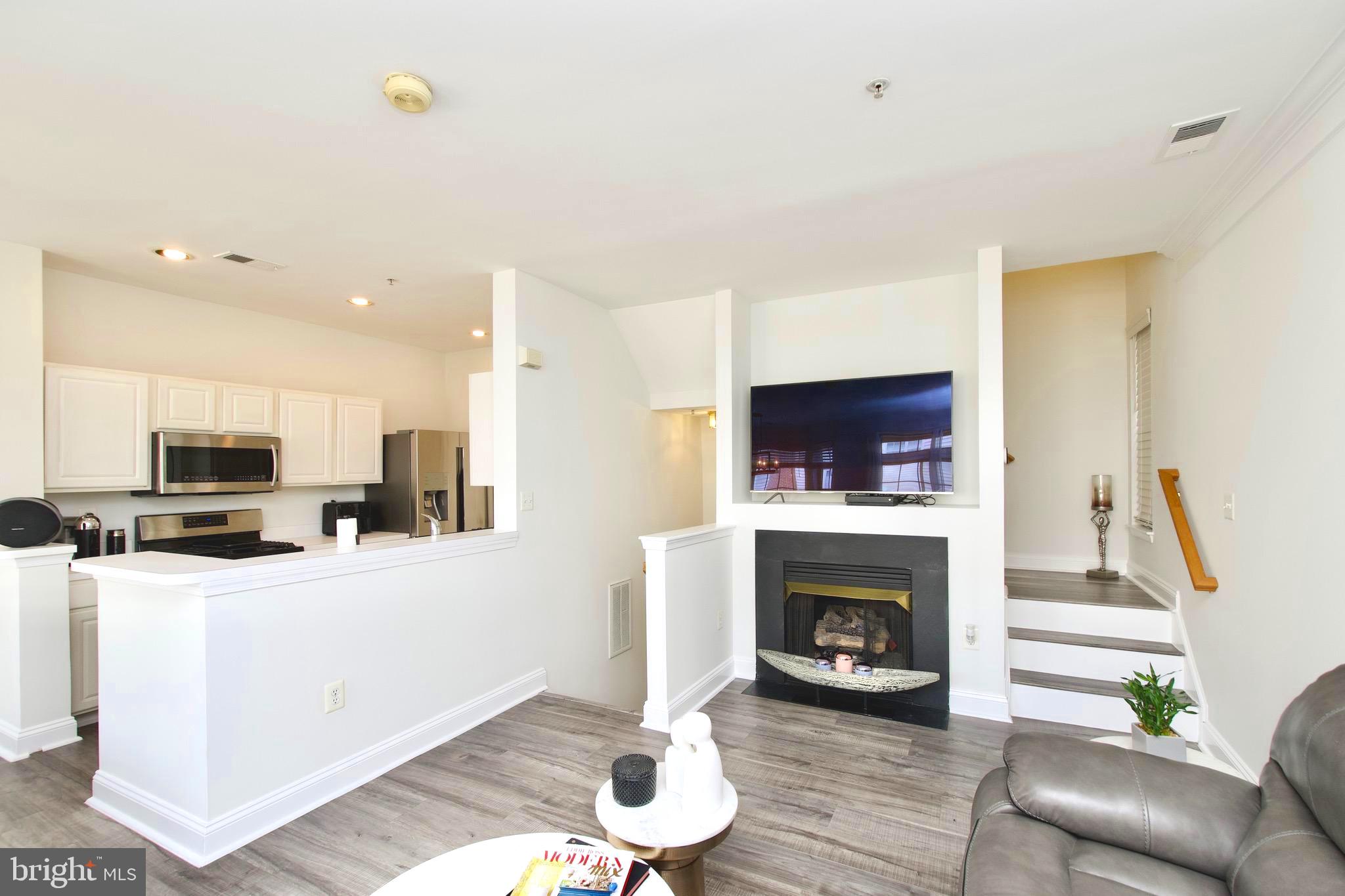 21150 DOMAIN TERRACE 12