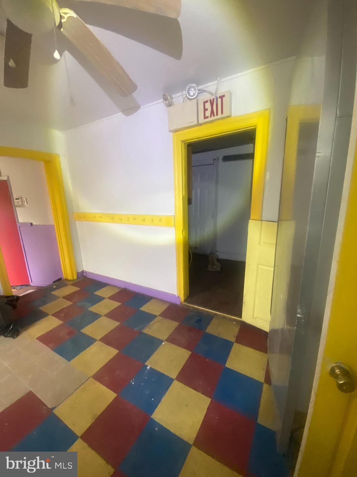 CARROLL PARK - Commercial Sale