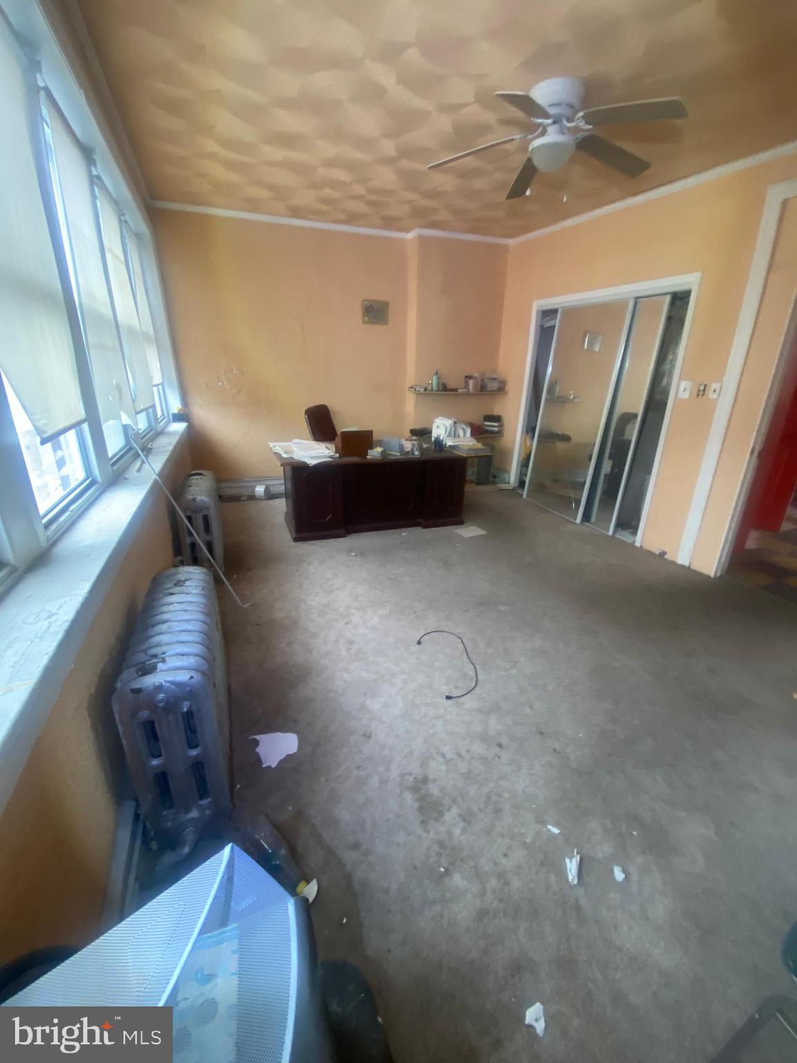 CARROLL PARK - Commercial Sale