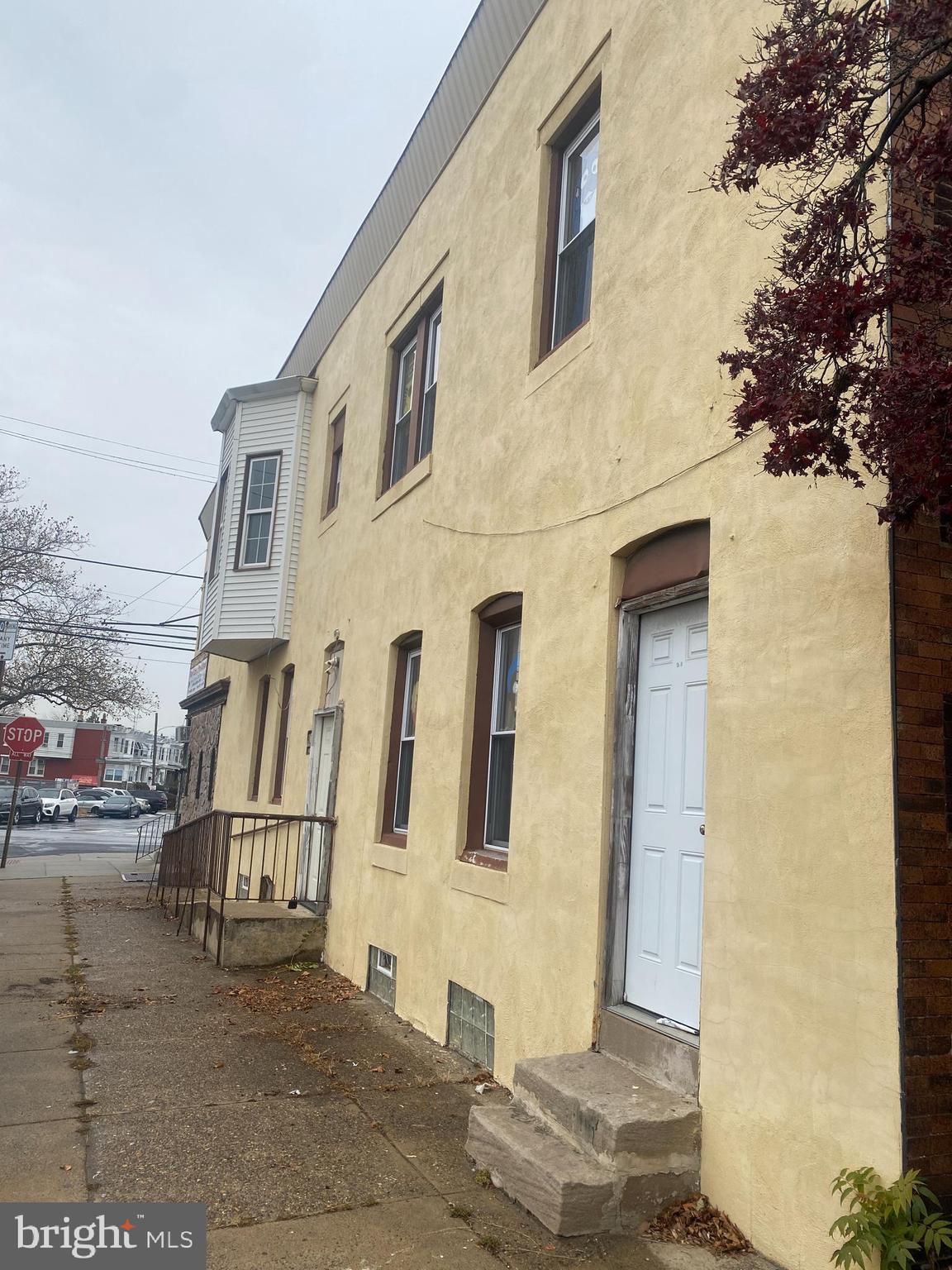 CARROLL PARK - Commercial Sale