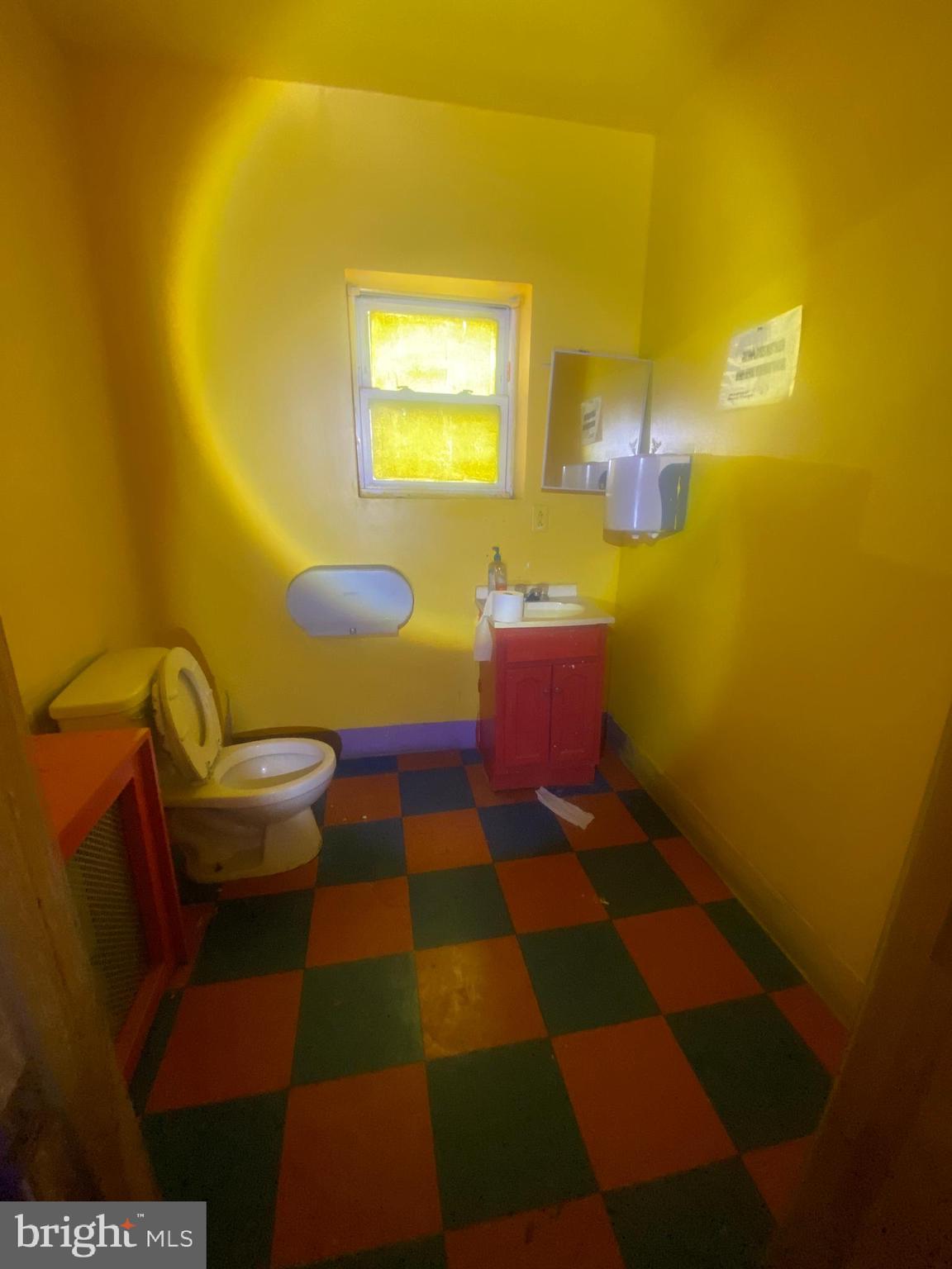 CARROLL PARK - Commercial Sale