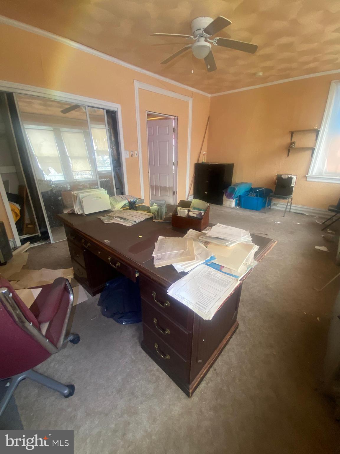 CARROLL PARK - Commercial Sale