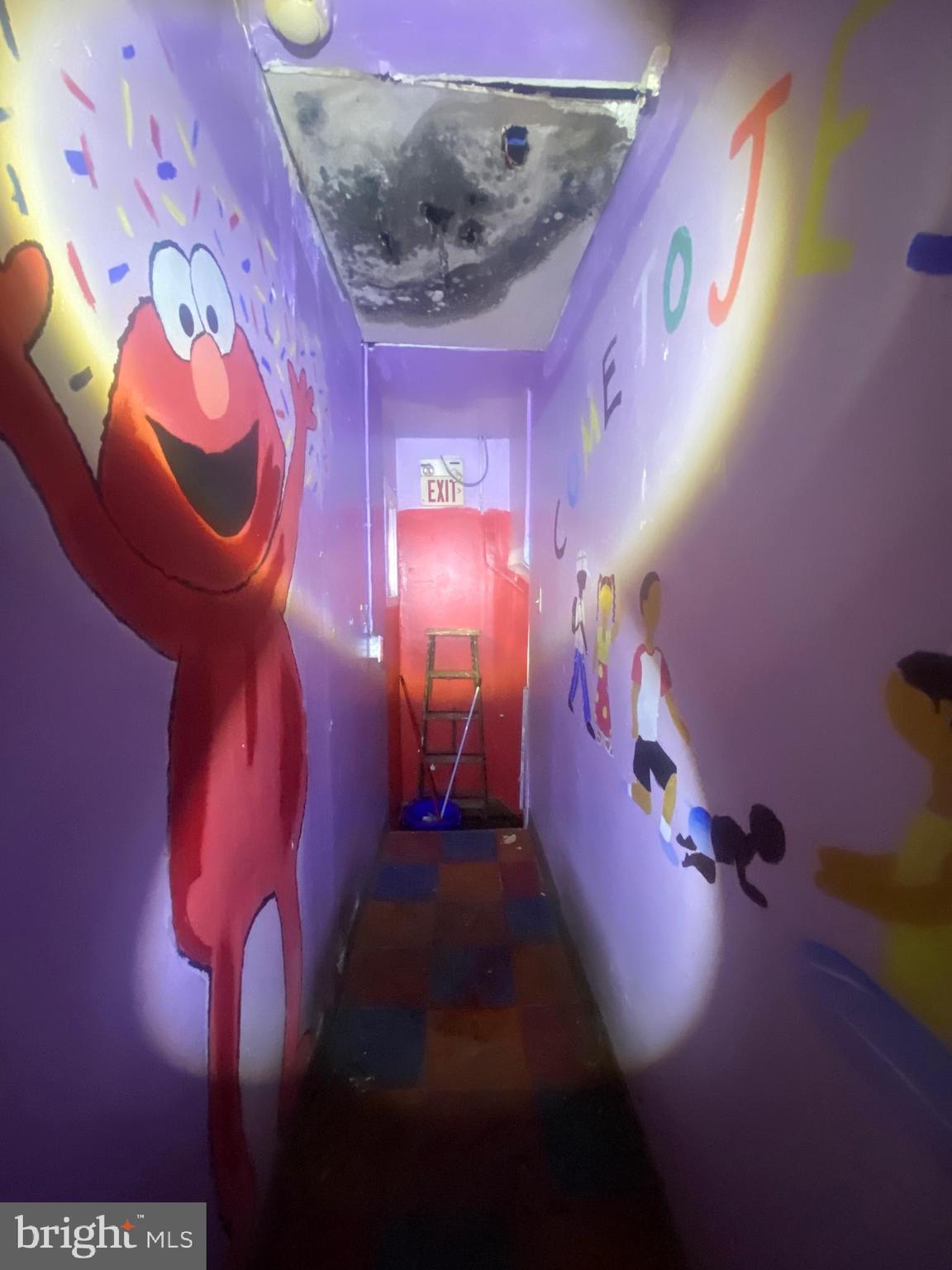 CARROLL PARK - Commercial Sale