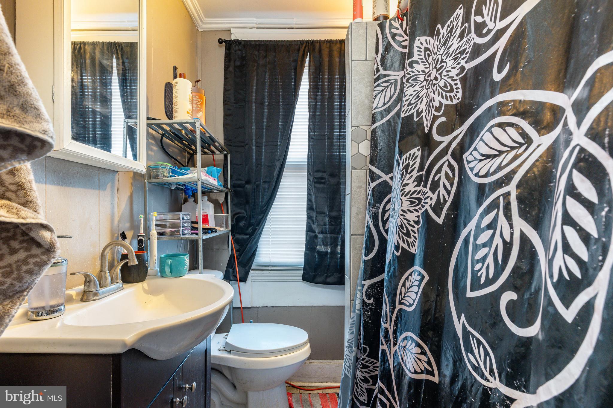 ROXBOROUGH - Residential Income