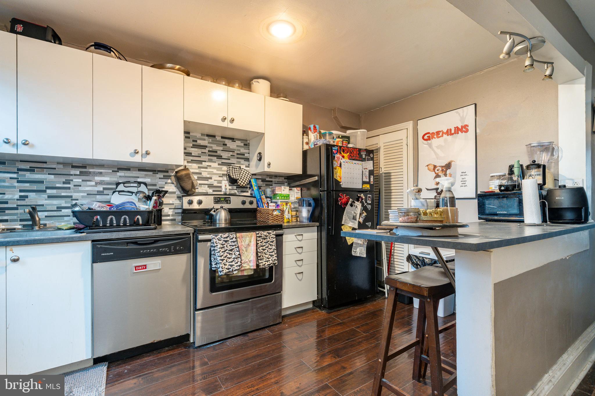 ROXBOROUGH - Residential Income