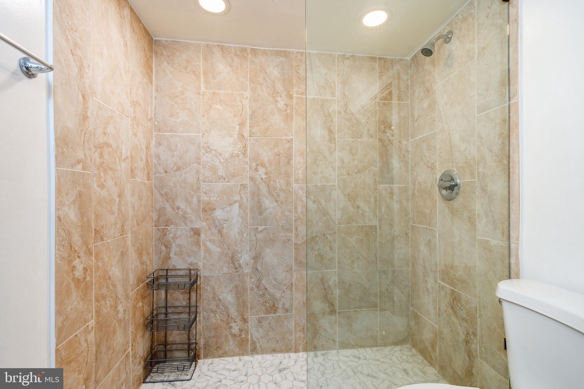 ROXBOROUGH - Residential Income