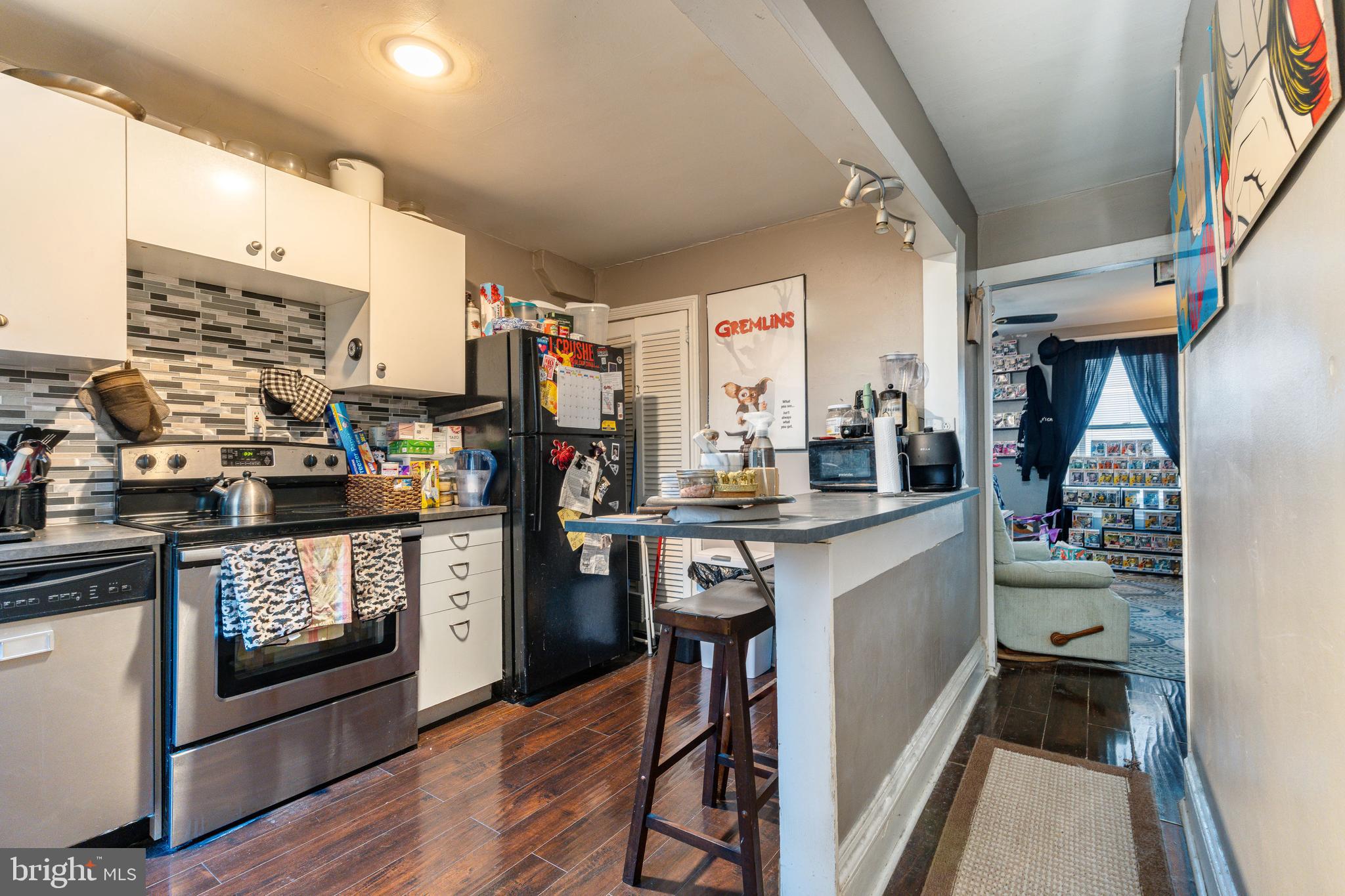 ROXBOROUGH - Residential Income