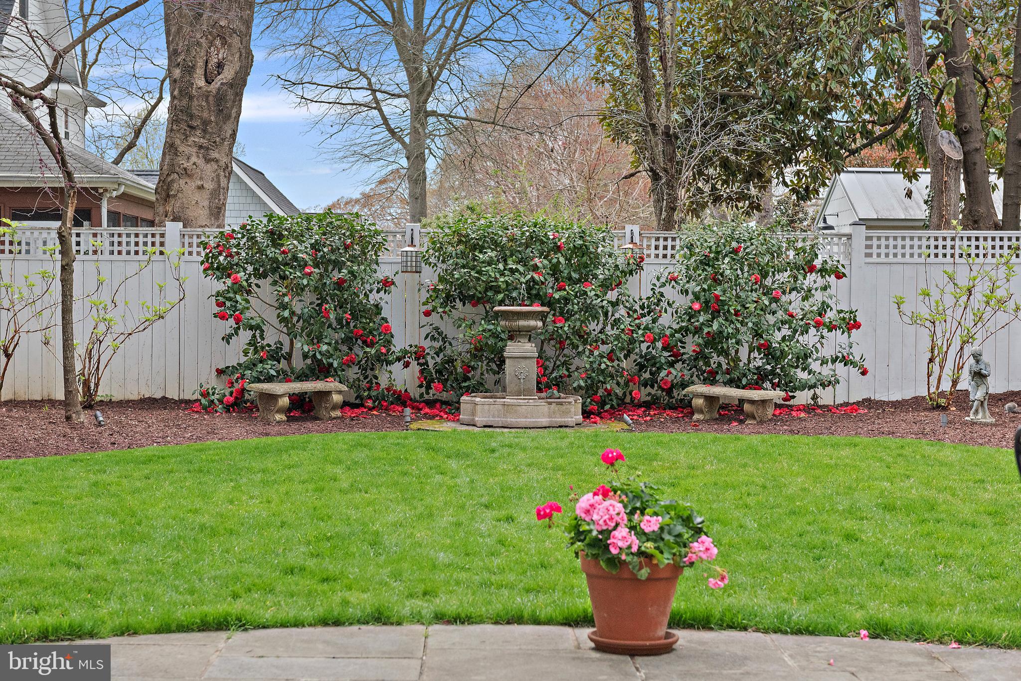 MURRAY HILL - Residential