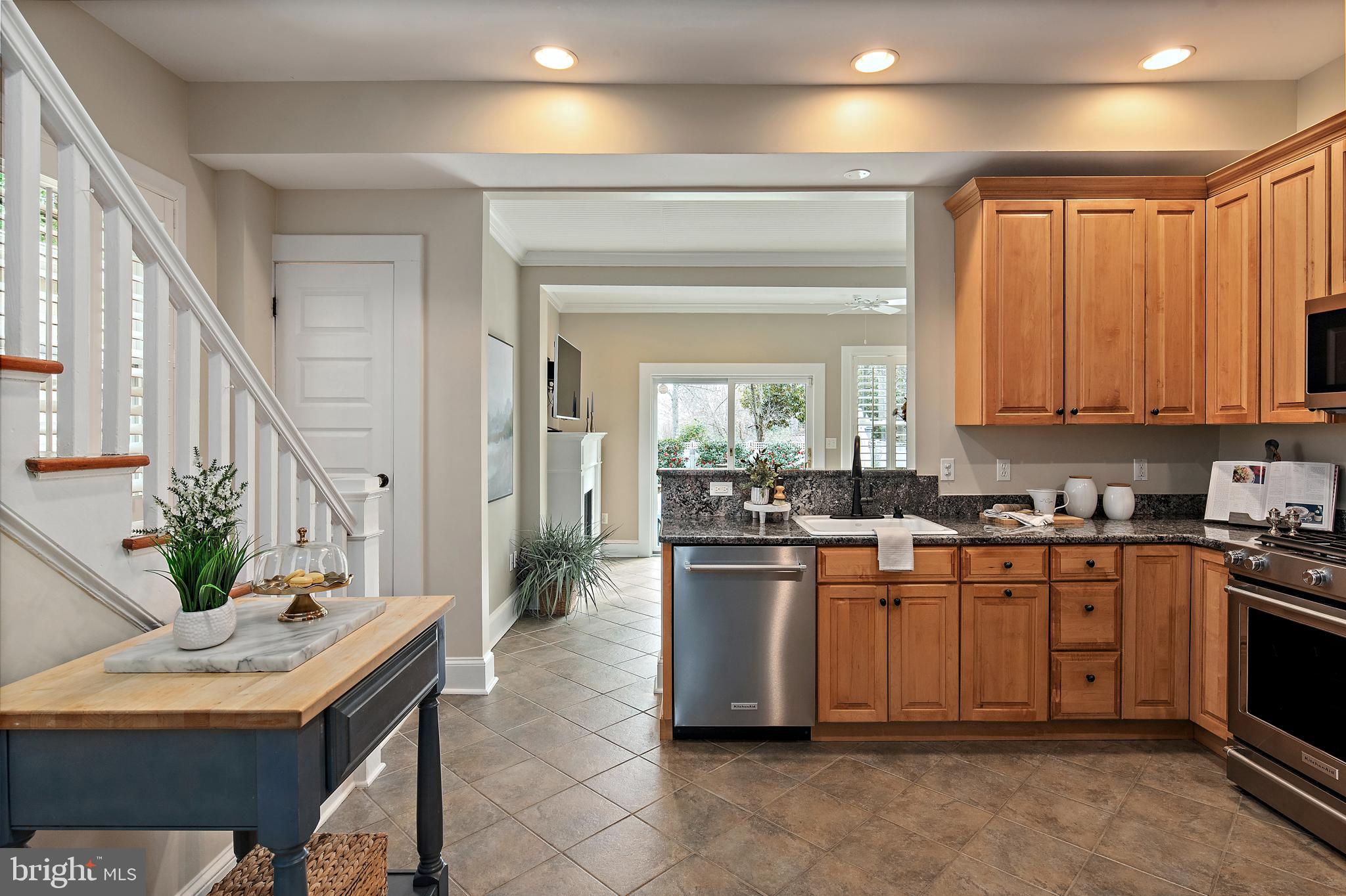 MURRAY HILL - Residential