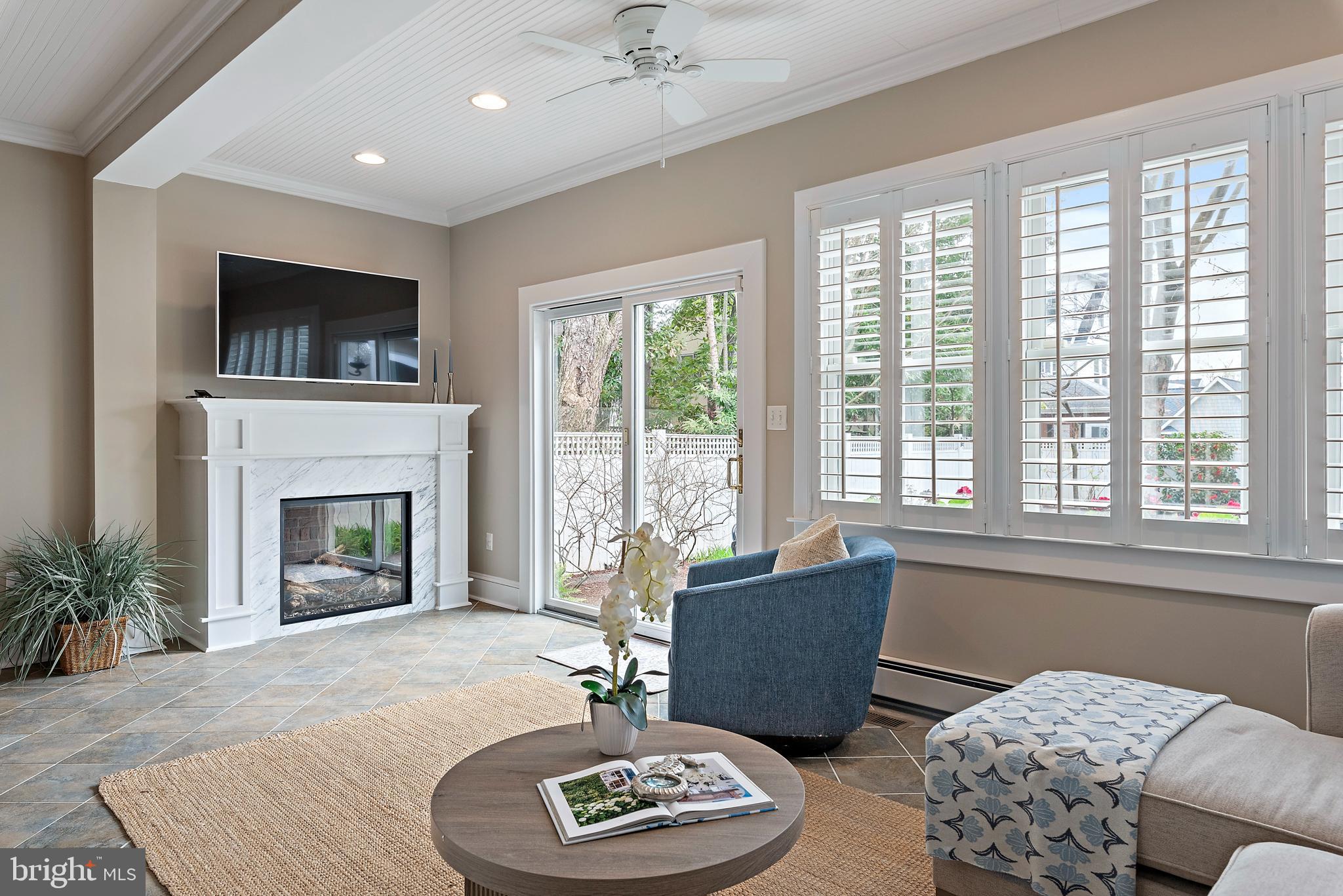 MURRAY HILL - Residential