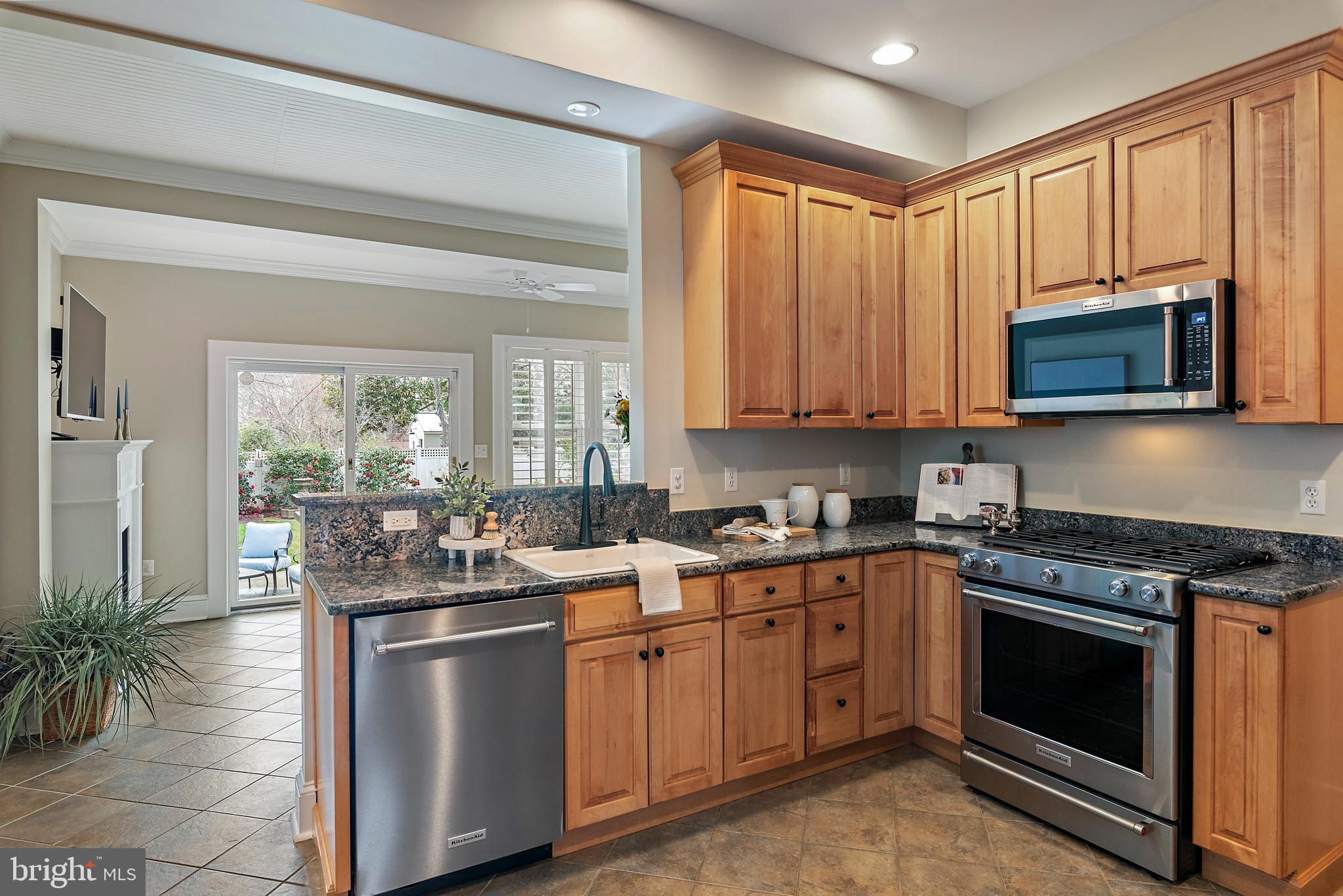 MURRAY HILL - Residential