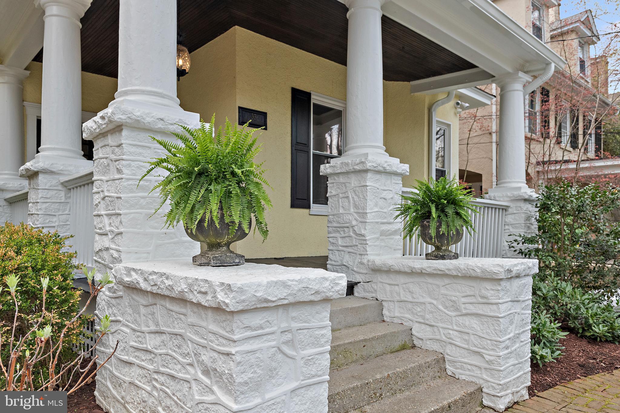 MURRAY HILL - Residential