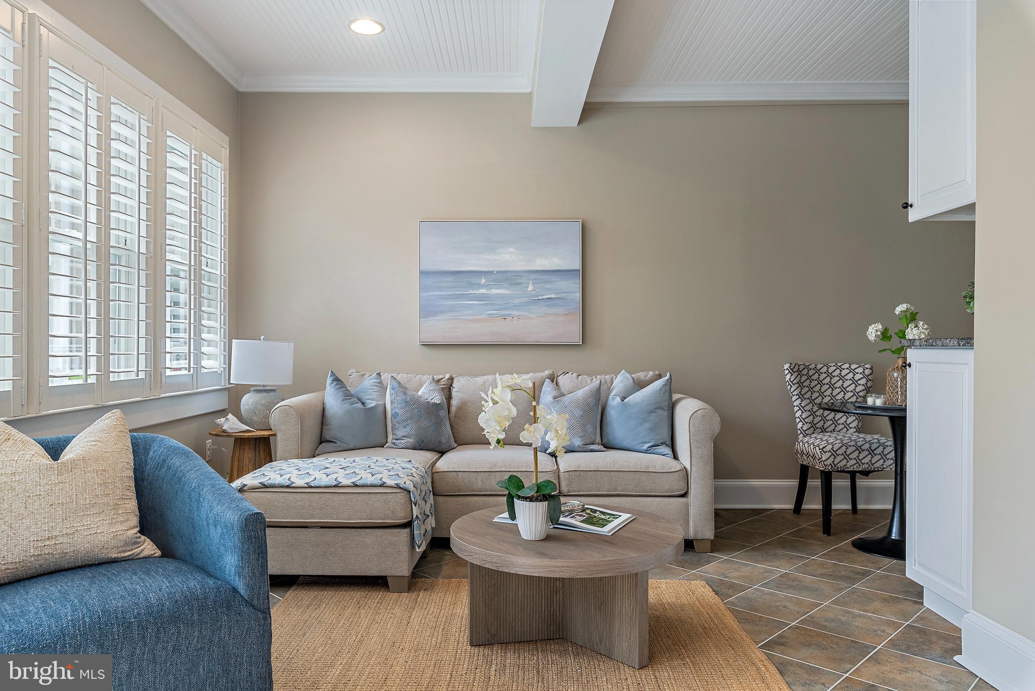 MURRAY HILL - Residential