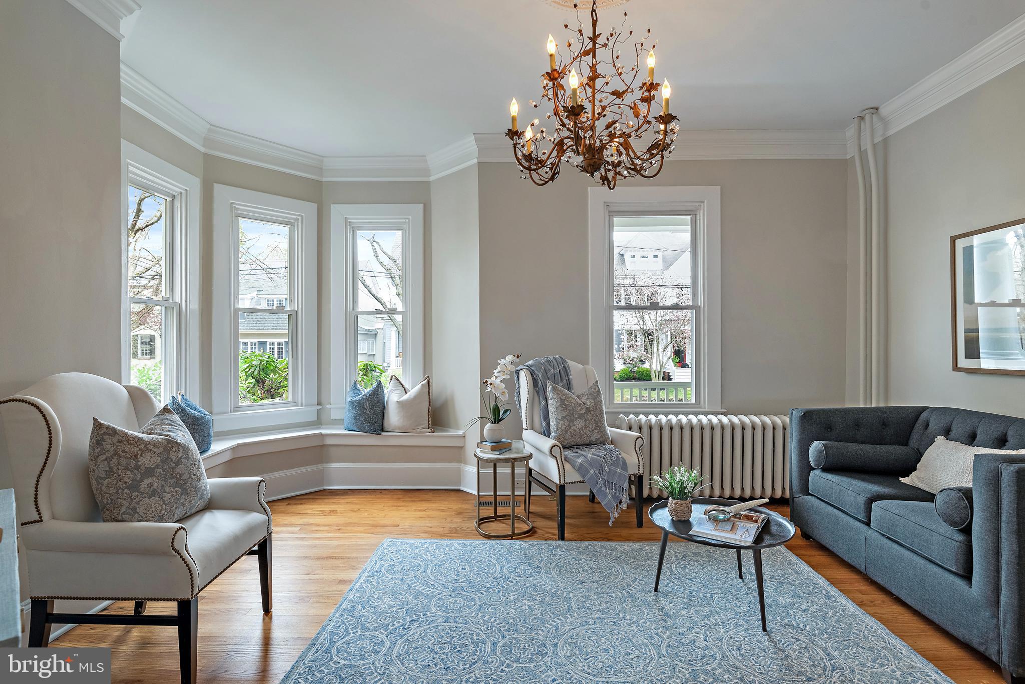 MURRAY HILL - Residential