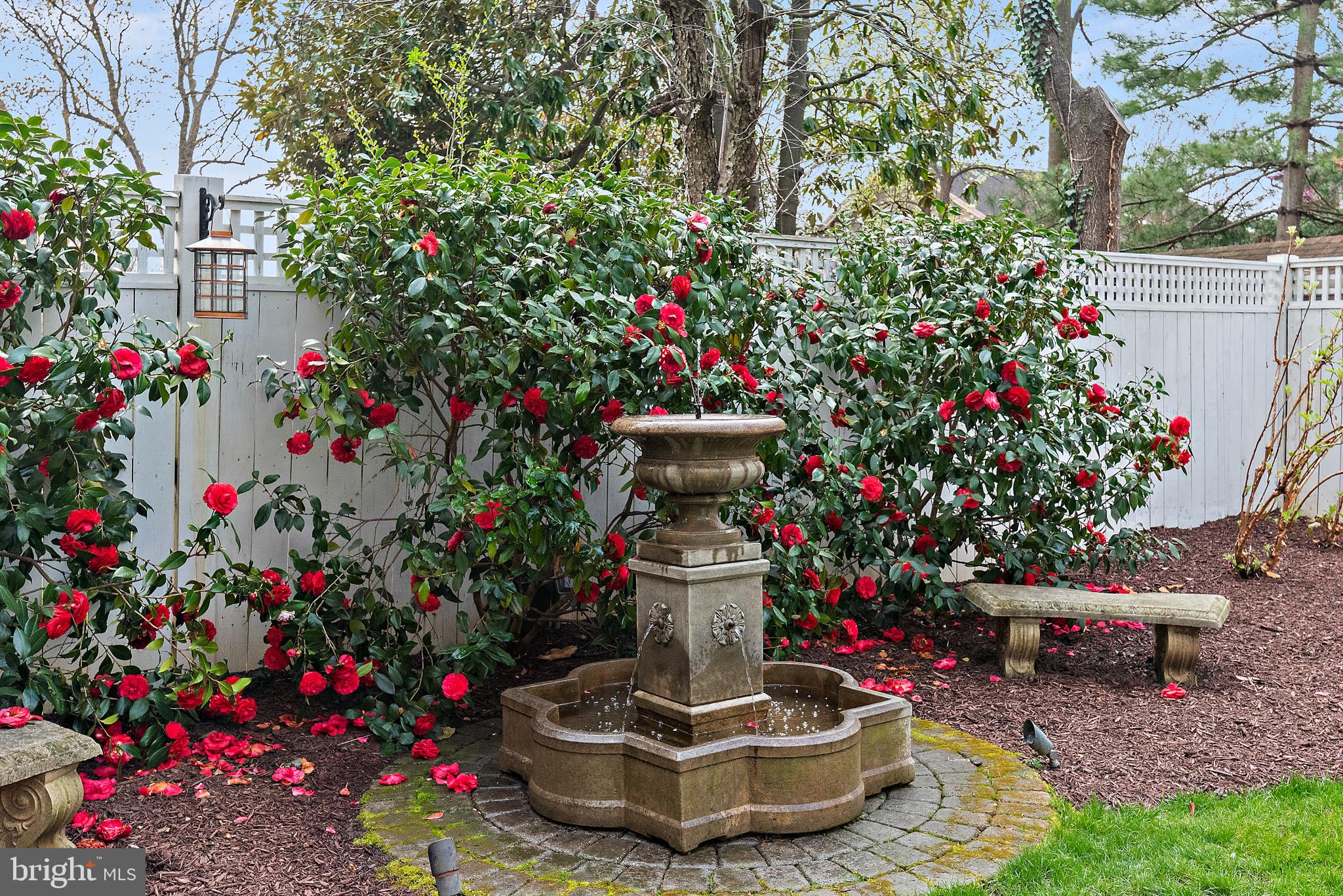 MURRAY HILL - Residential