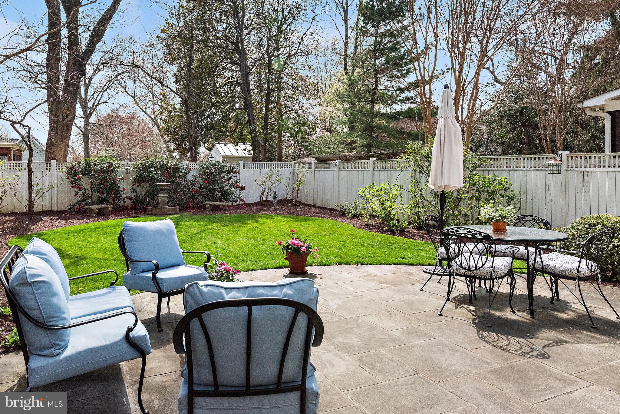 MURRAY HILL - Residential