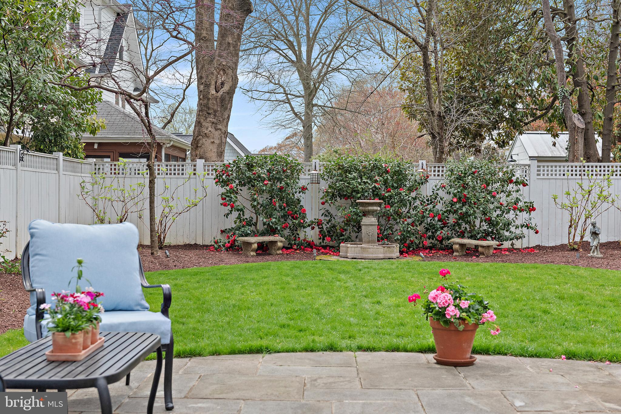 MURRAY HILL - Residential